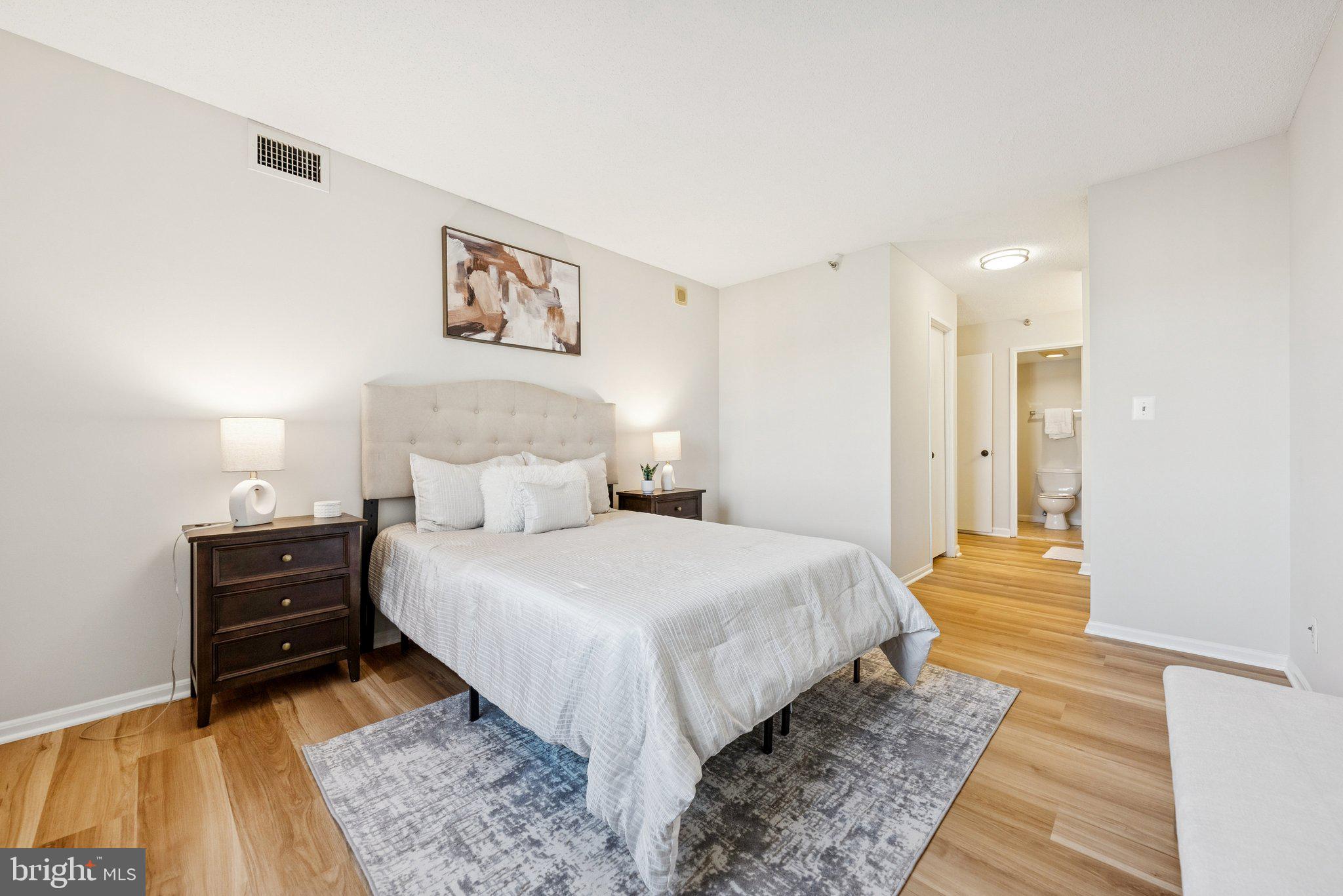 Real estate listing preview #23