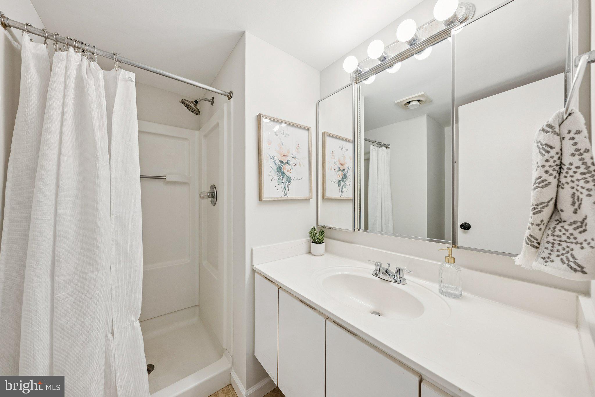 Real estate listing preview #33