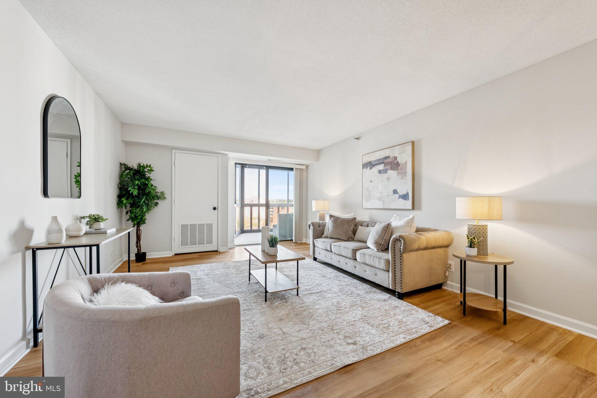 Real estate listing preview #2