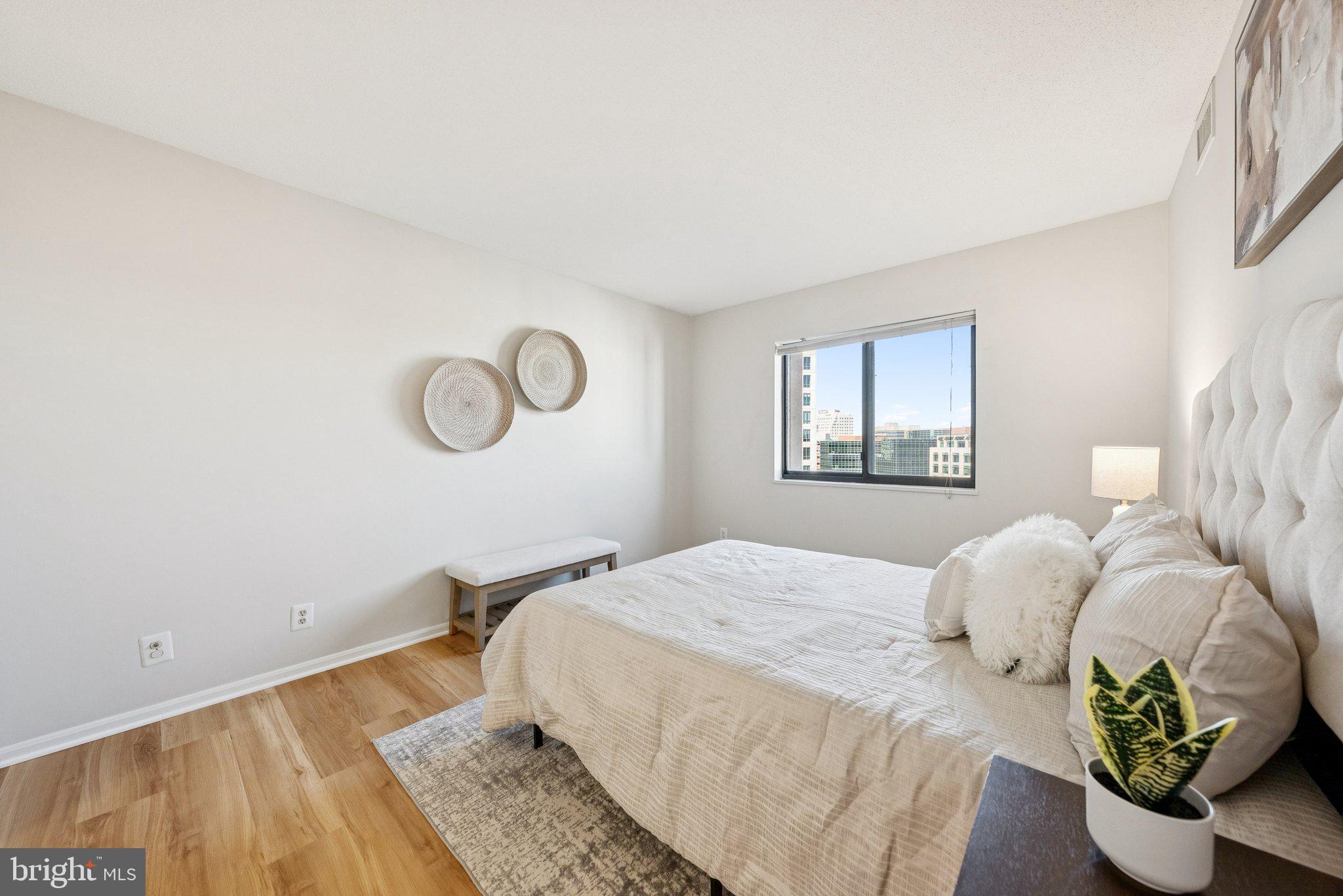 Real estate listing preview #25