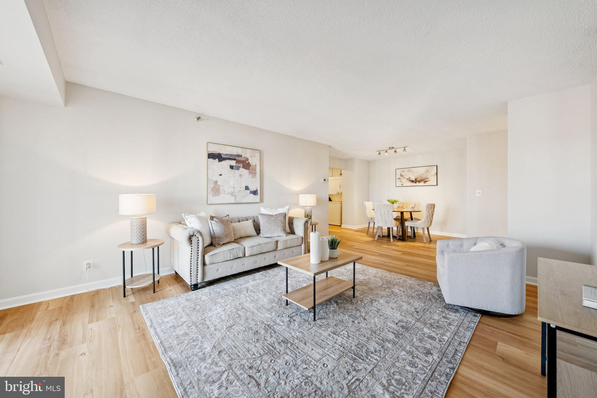 Real estate listing preview #1