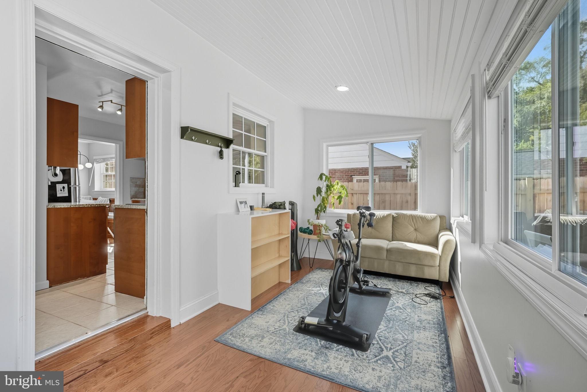 Real estate listing preview #13