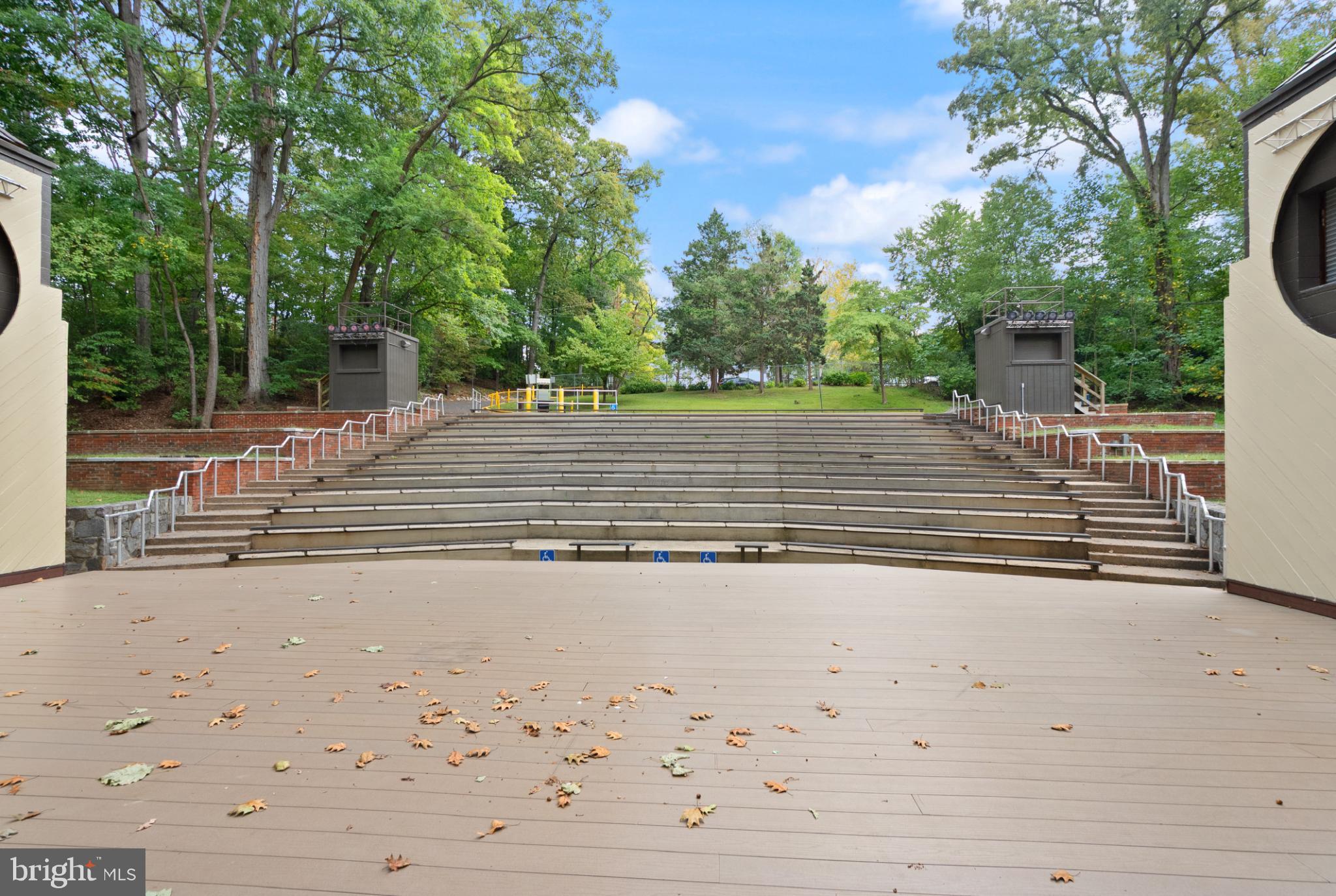 Real estate listing preview #49