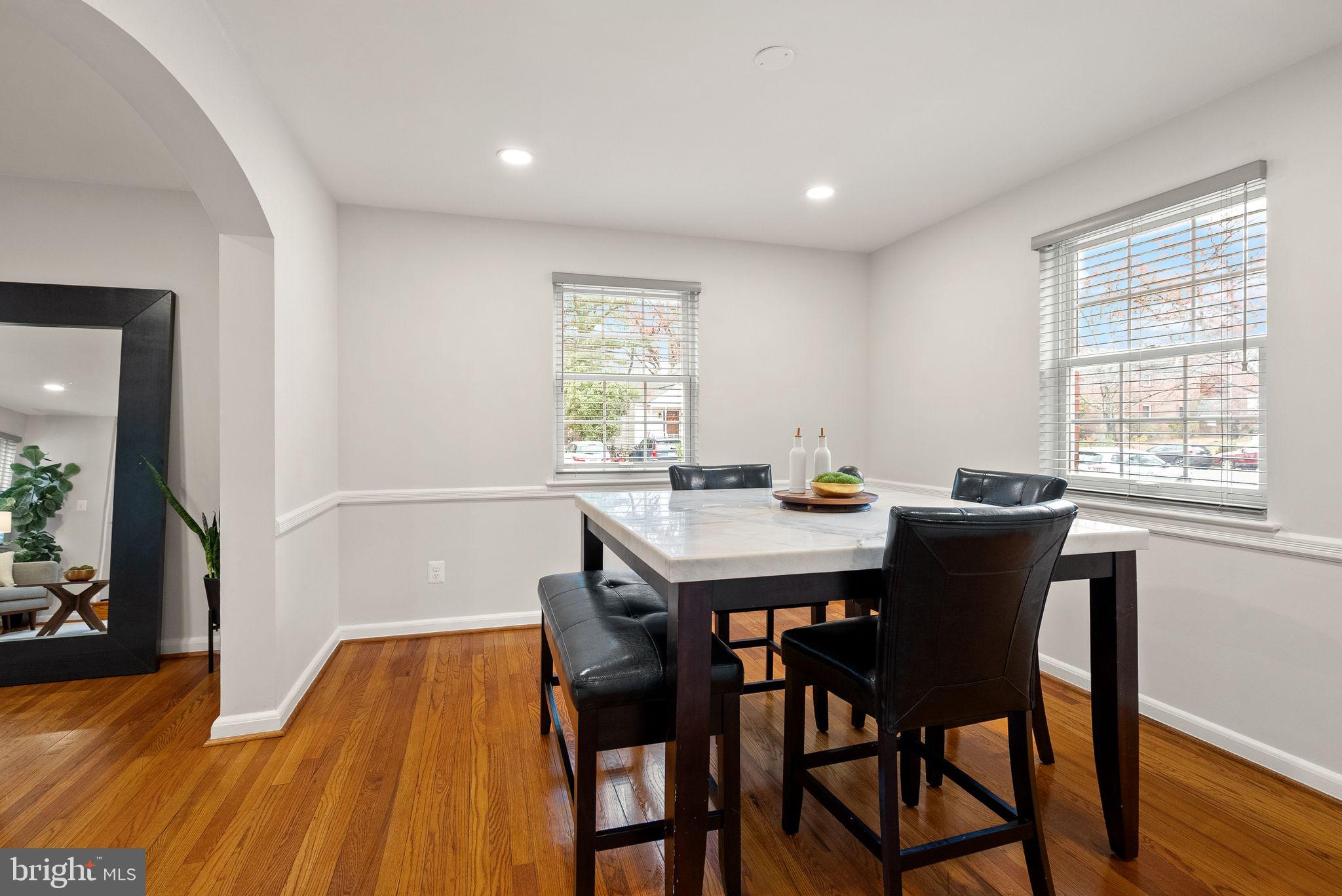 Real estate listing preview #13