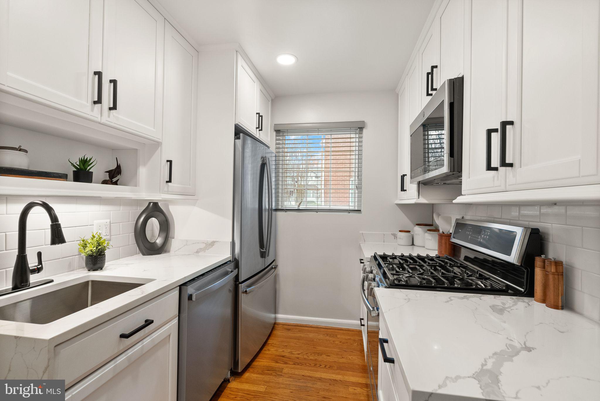 Real estate listing preview #9