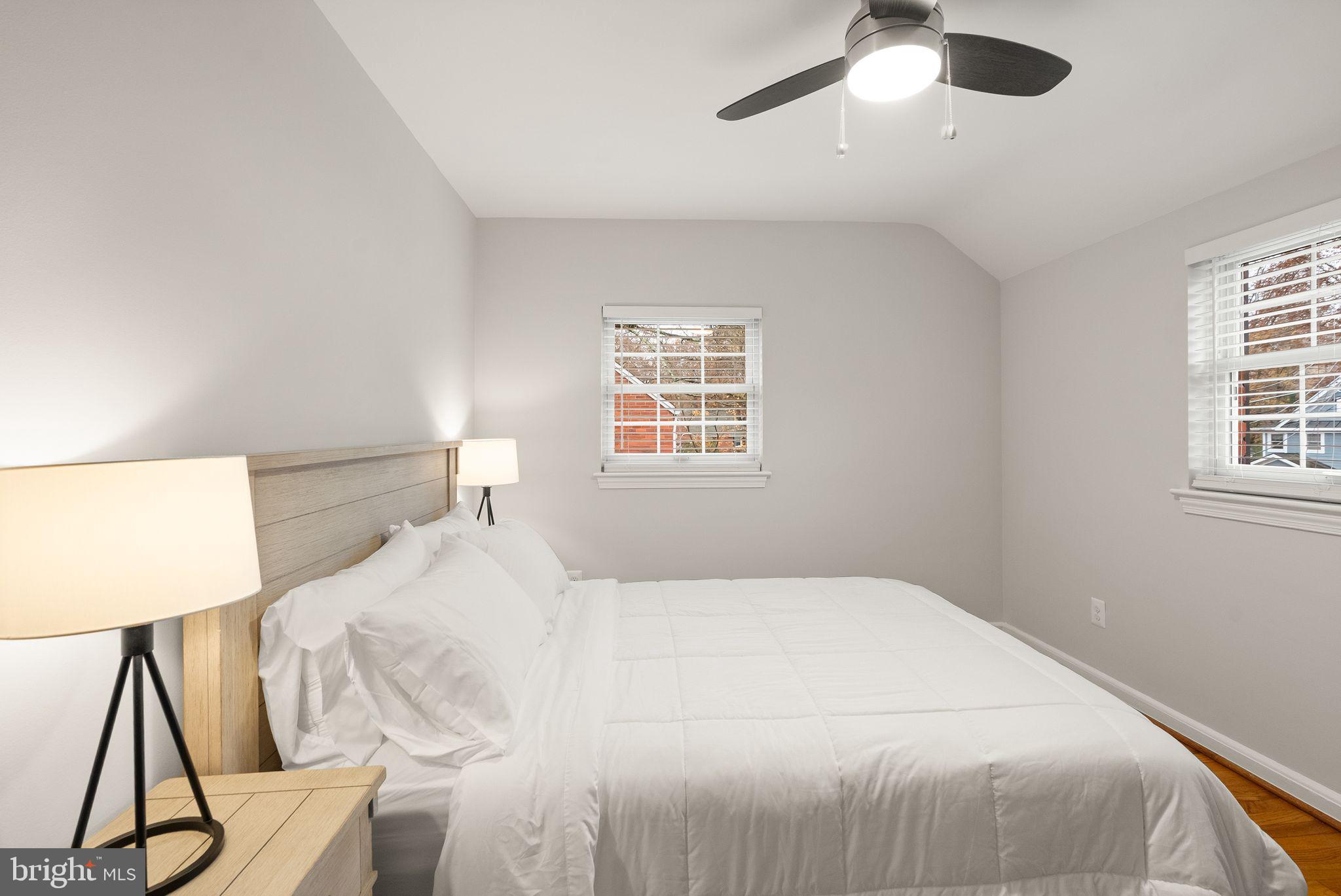 Real estate listing preview #18