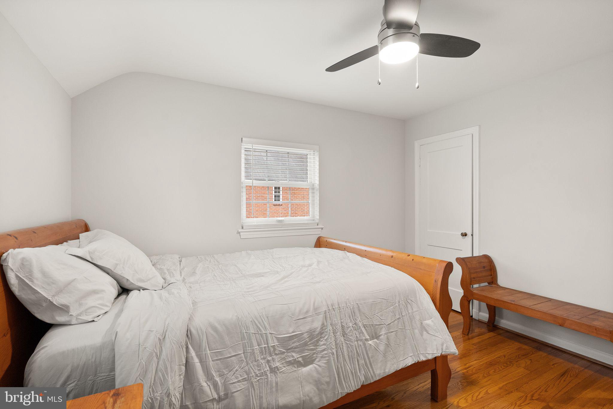 Real estate listing preview #25