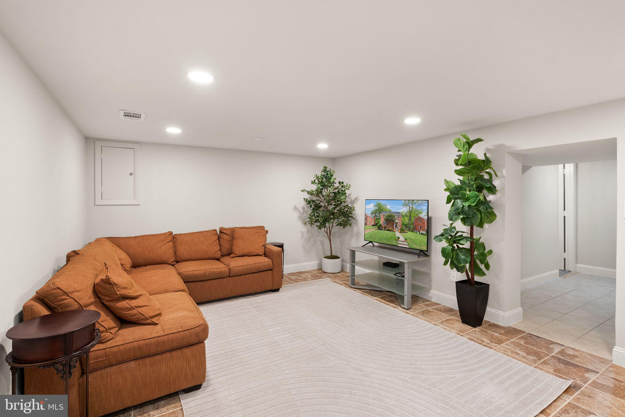 Real estate listing preview #31