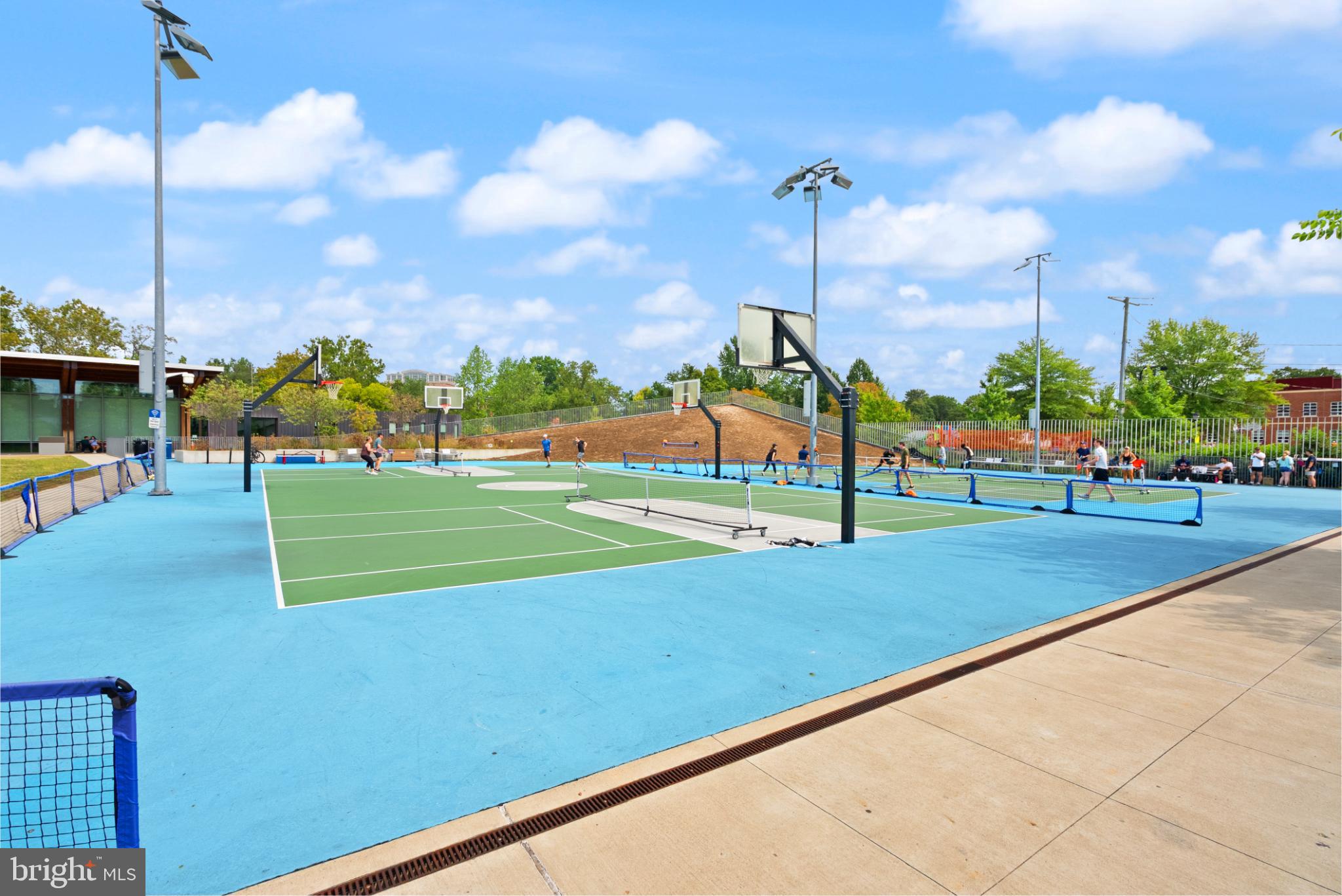 Real estate listing preview #51