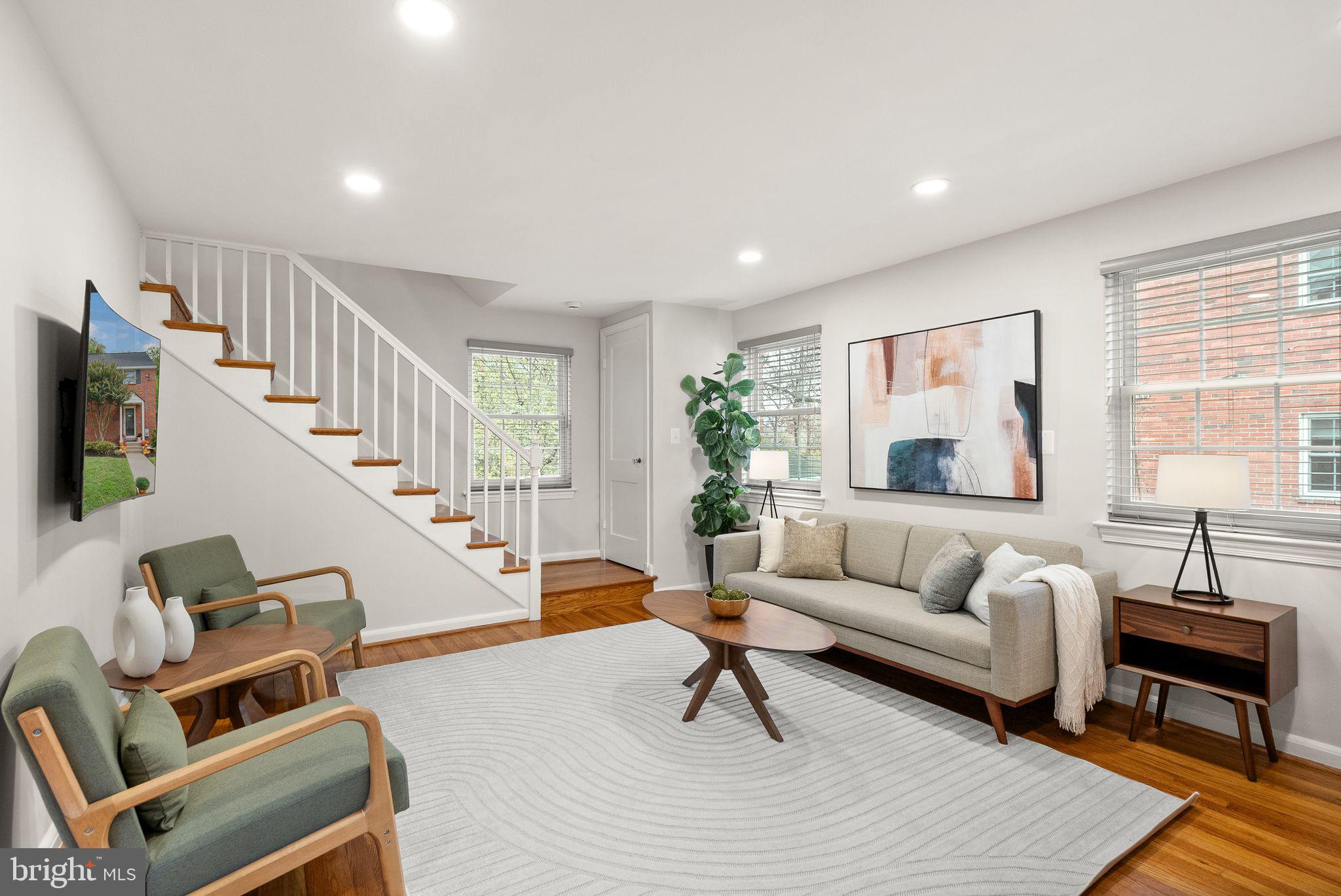 Real estate listing preview #5