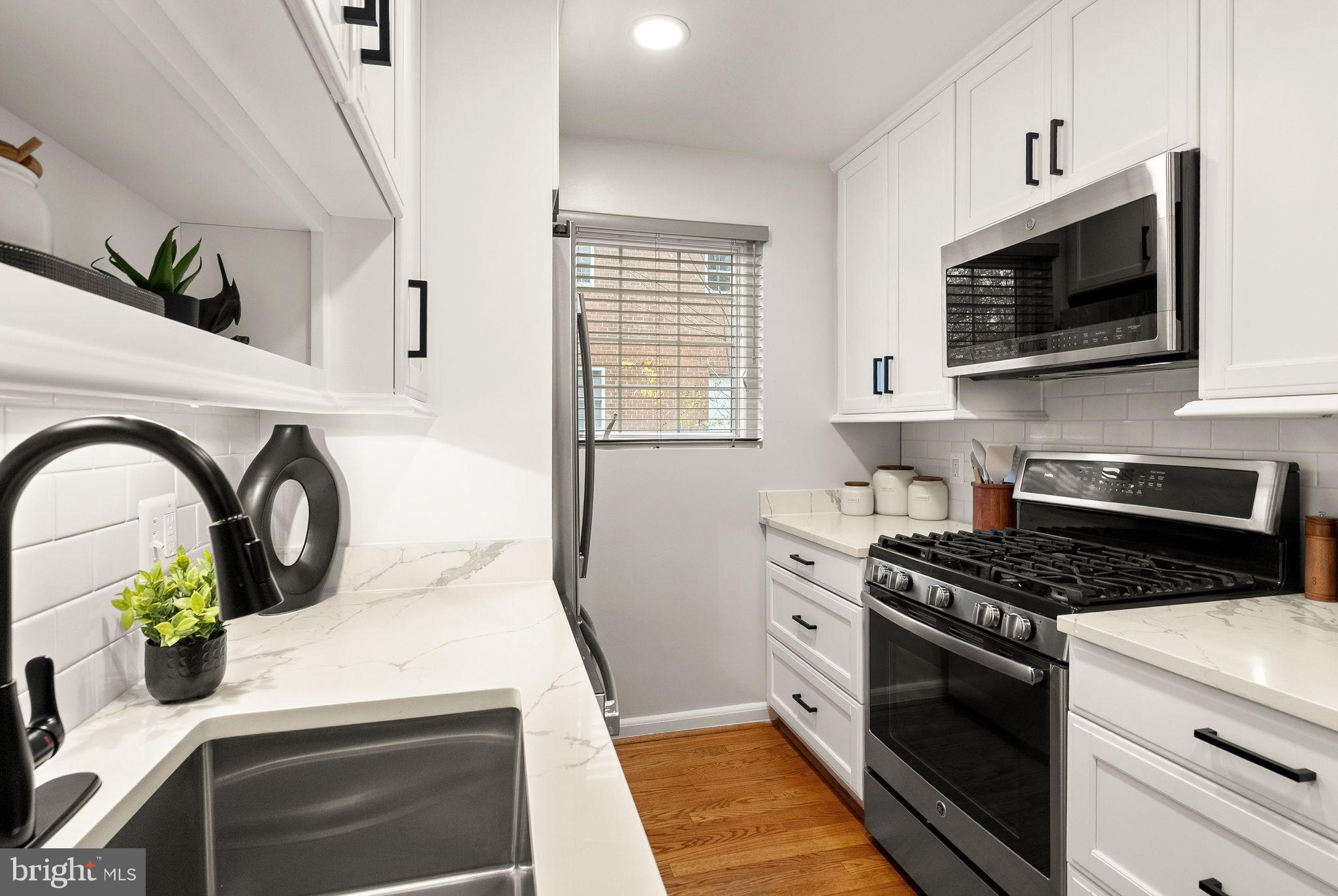 Real estate listing preview #10