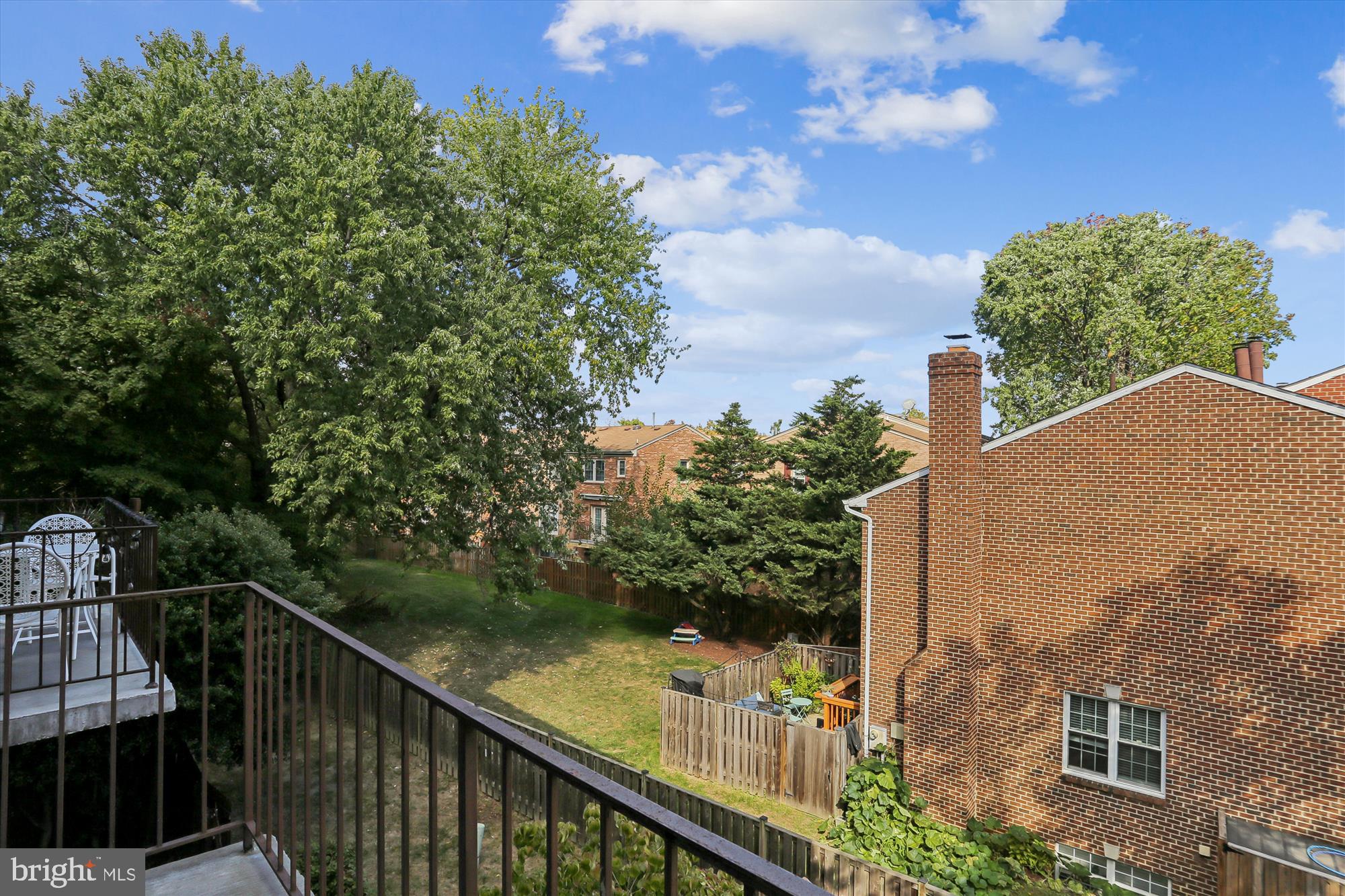 Real estate listing preview #18