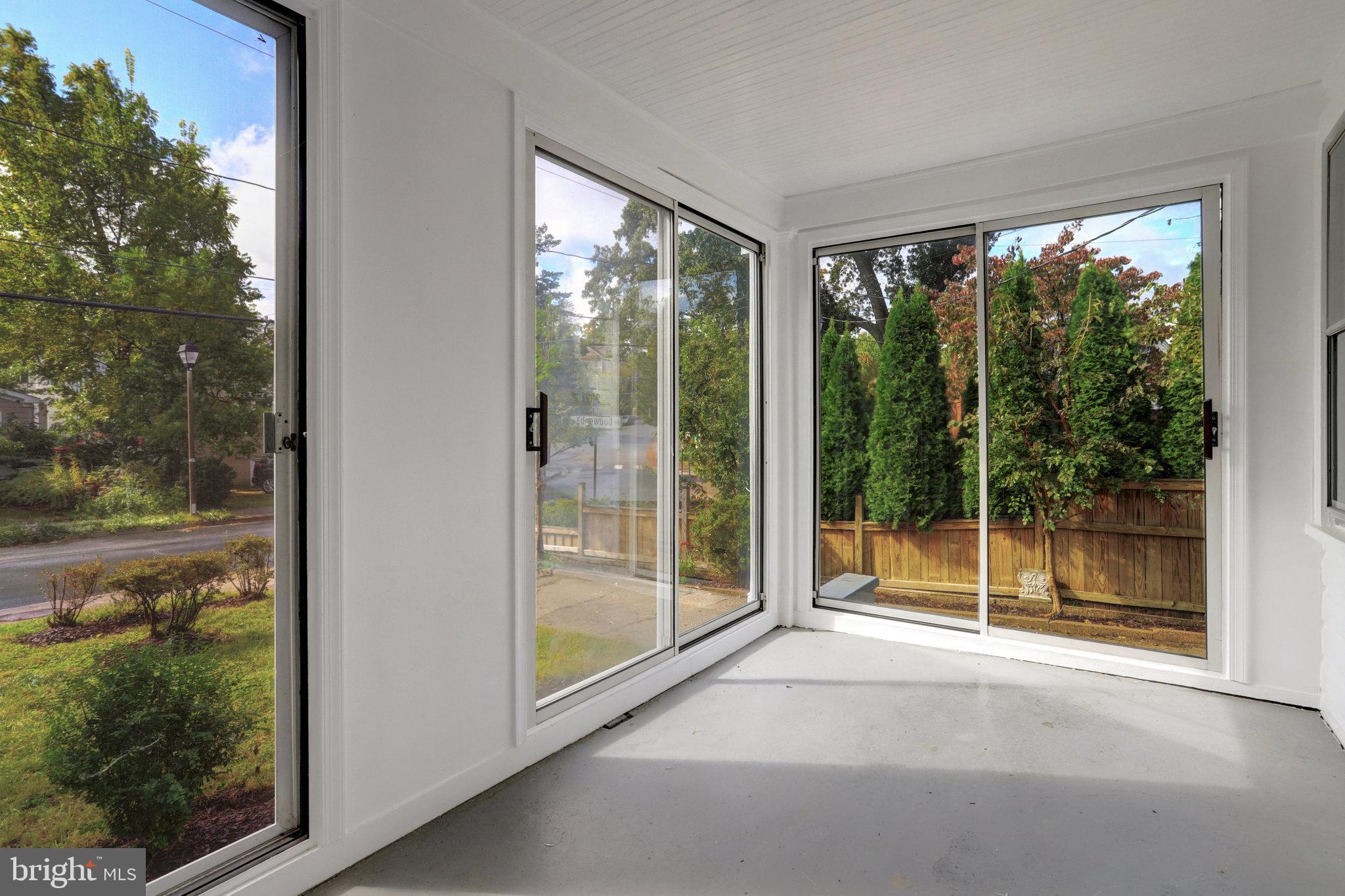 Real estate listing preview #5