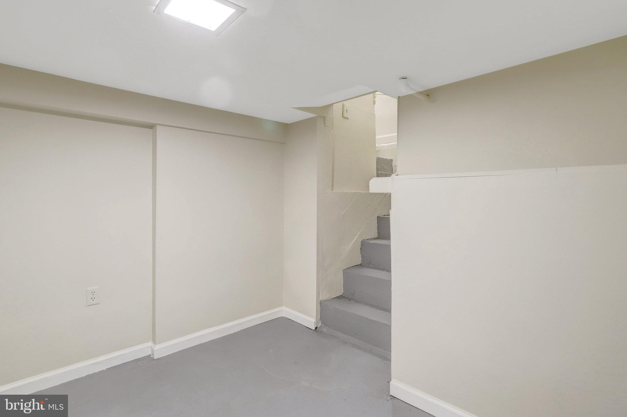 Real estate listing preview #34