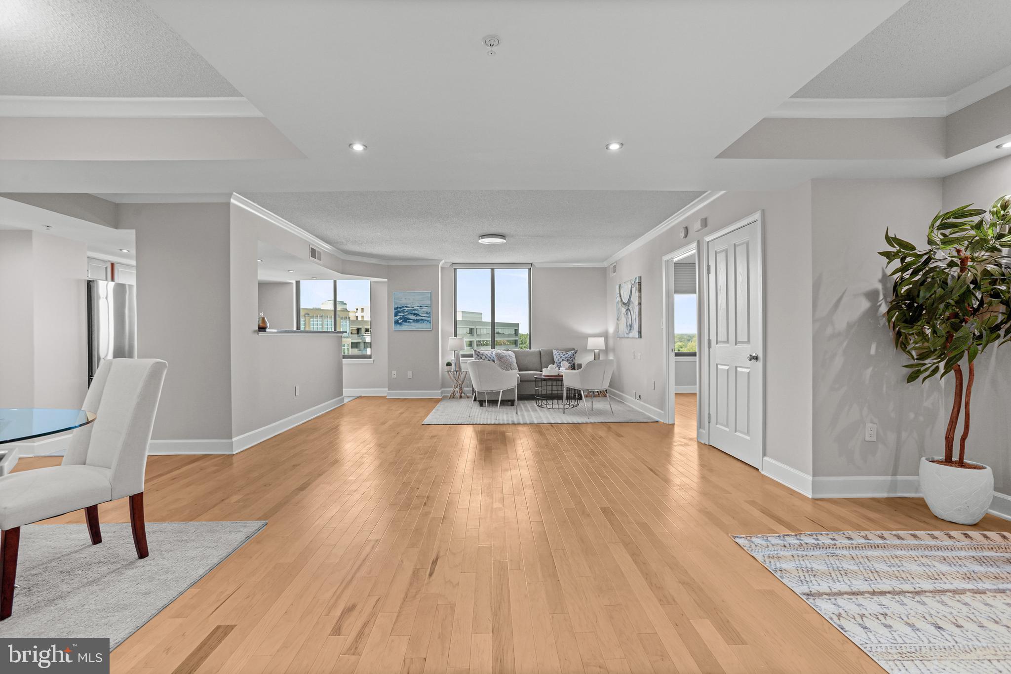 Real estate listing preview #3