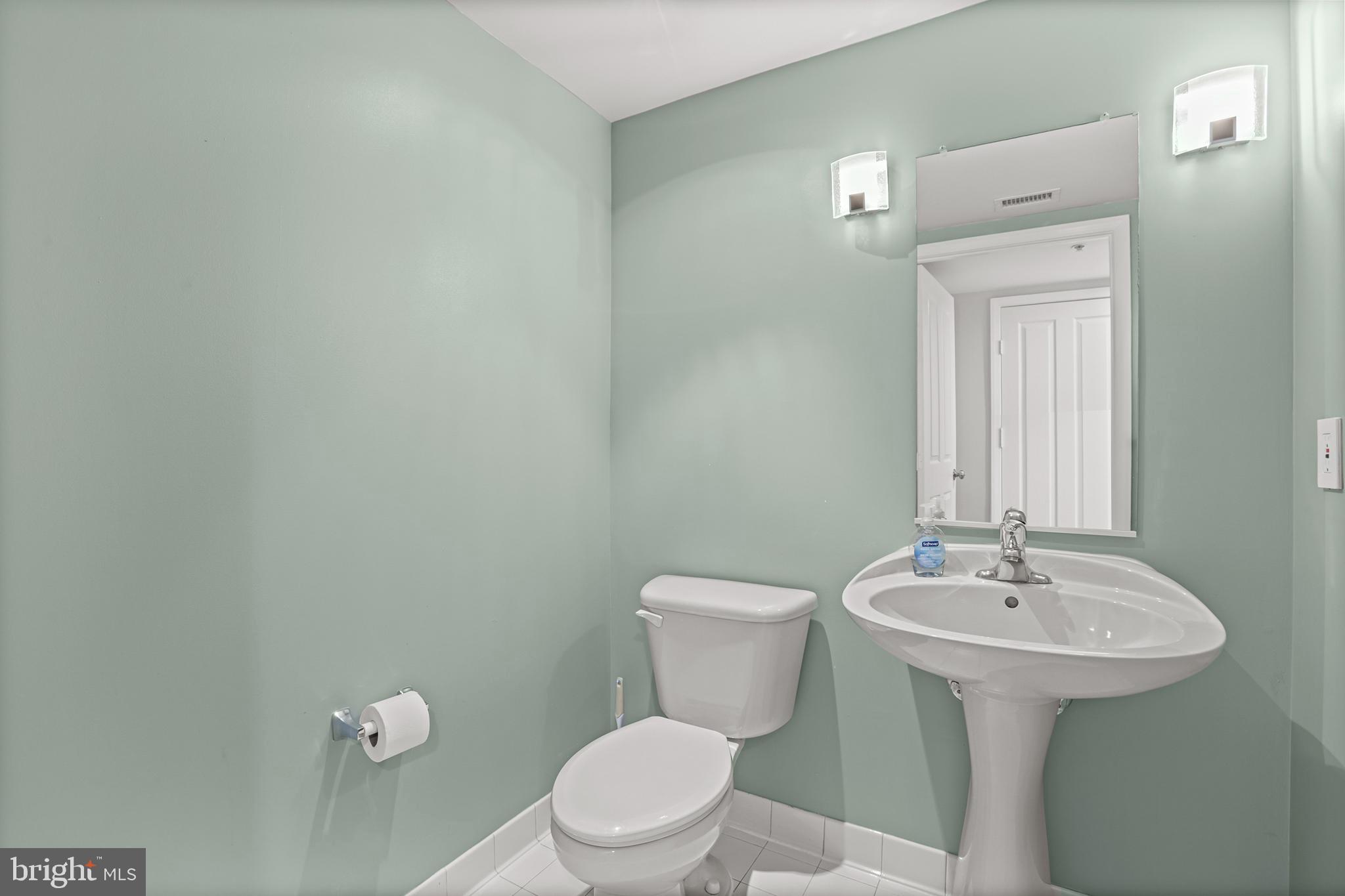 Real estate listing preview #16