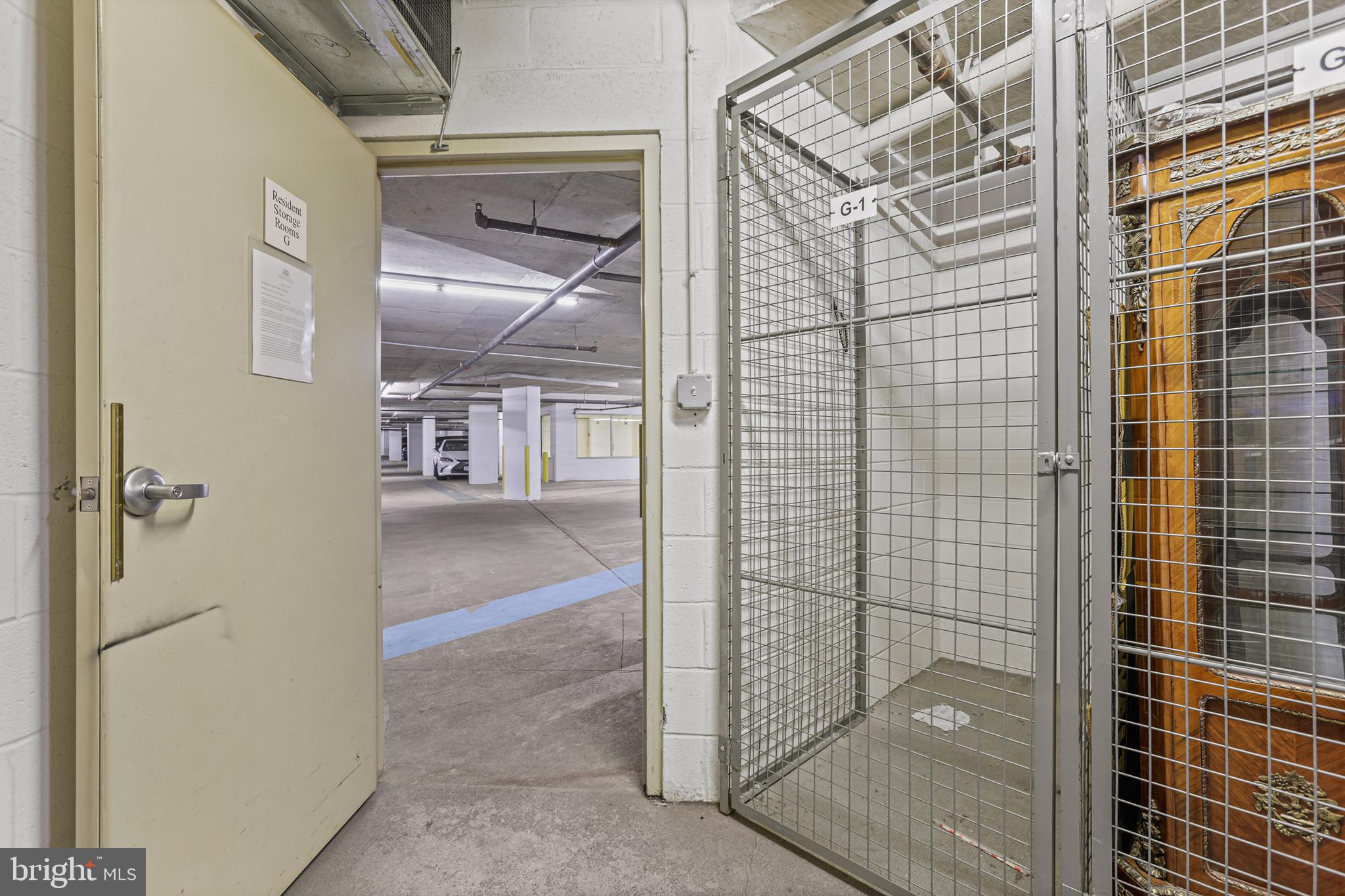 Real estate listing preview #28