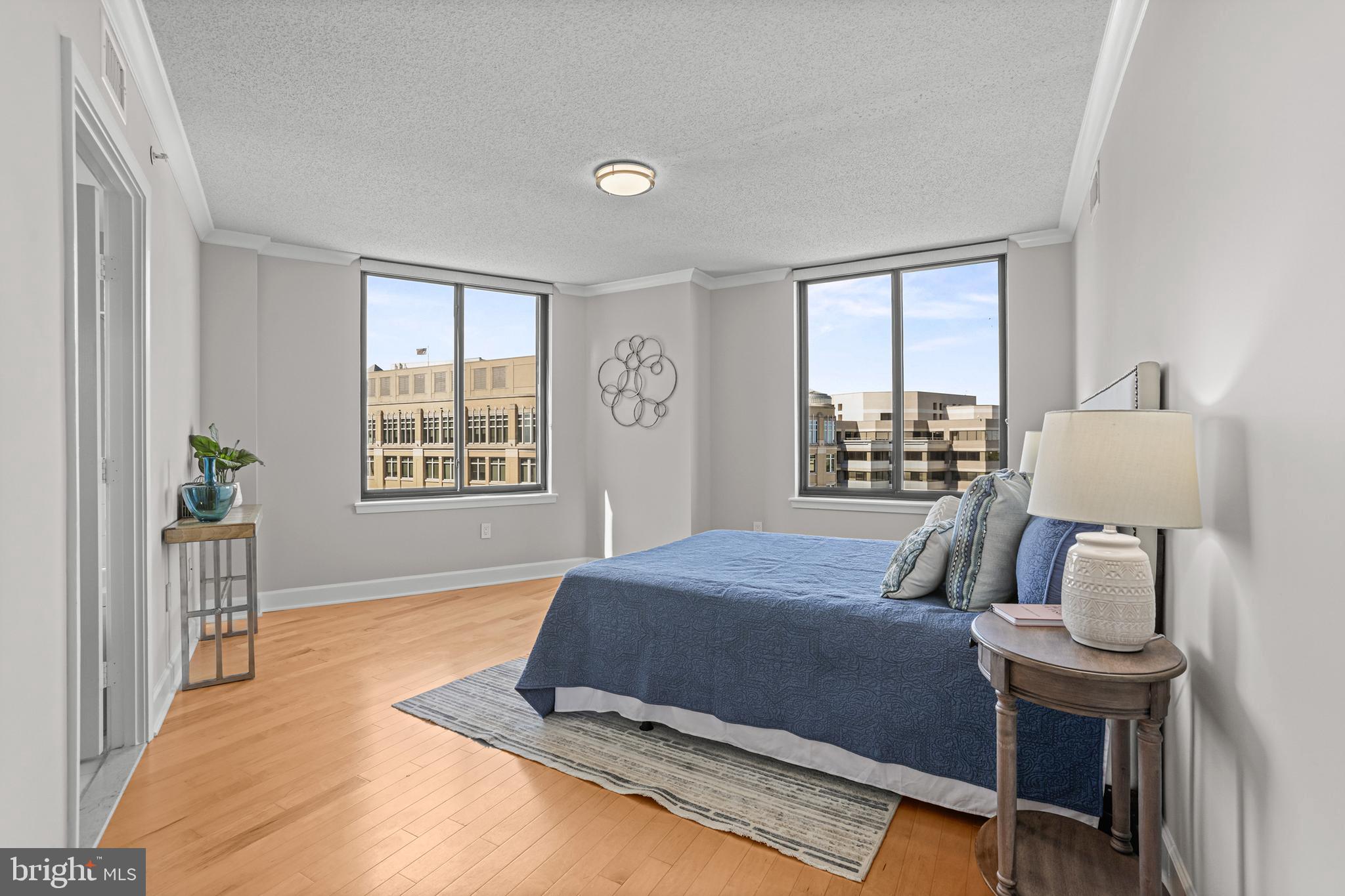 Real estate listing preview #17