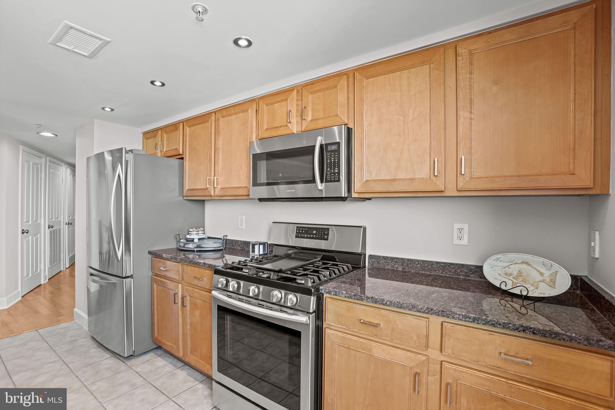 Real estate listing preview #11