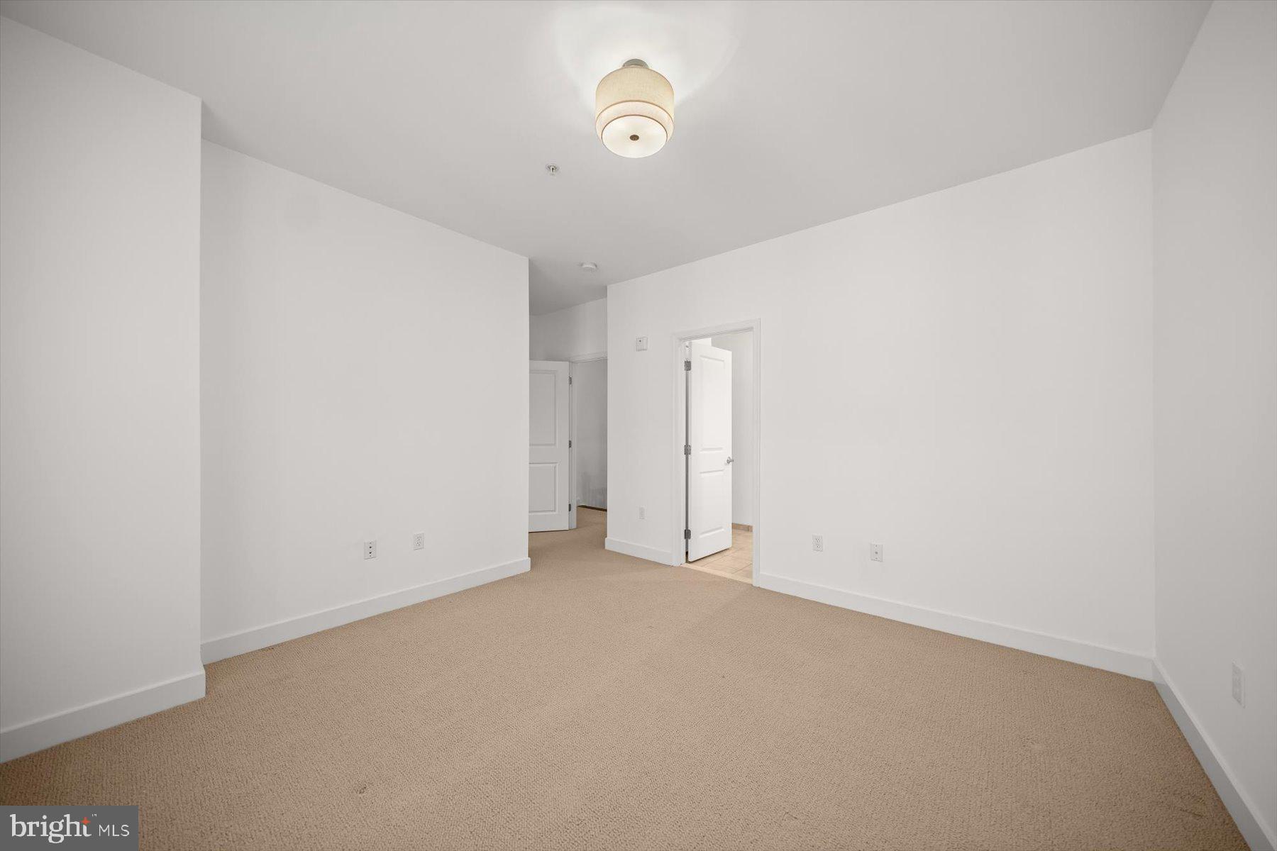 Real estate listing preview #44