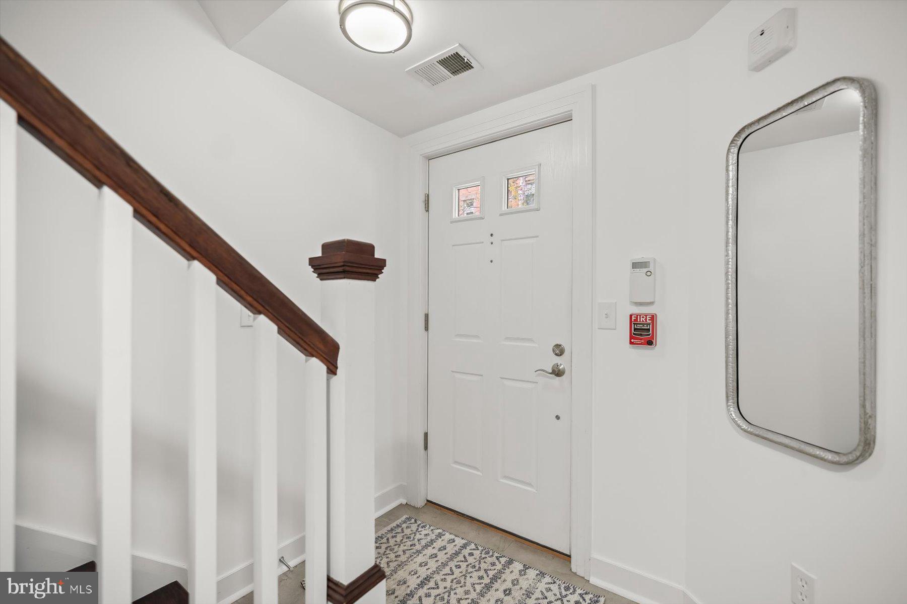 Real estate listing preview #7