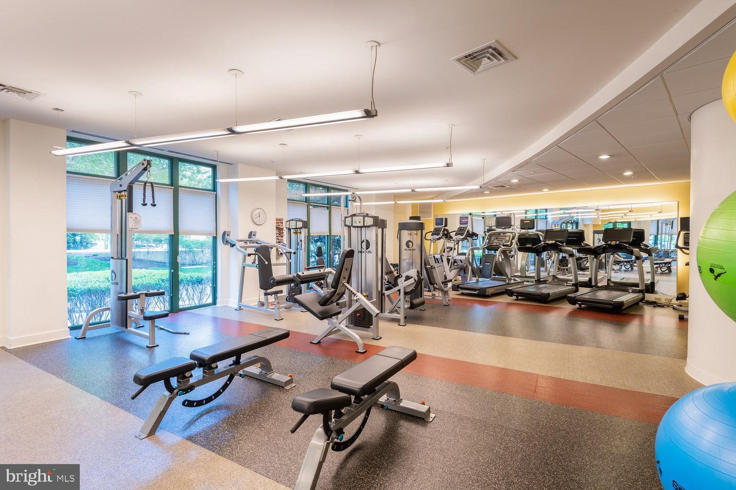 Real estate listing preview #48