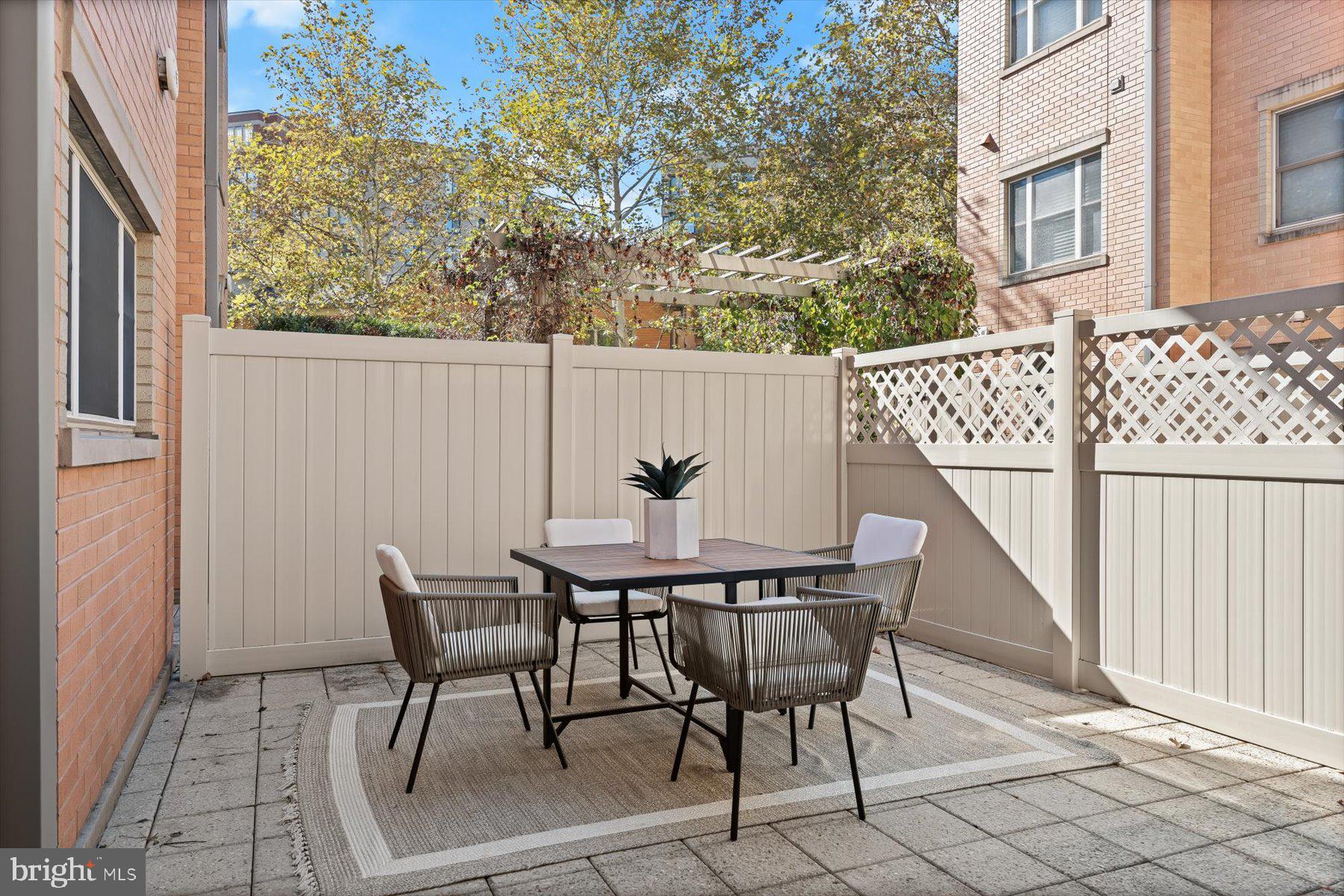 Real estate listing preview #17