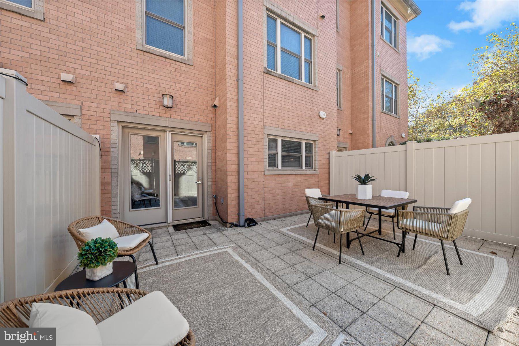 Real estate listing preview #18