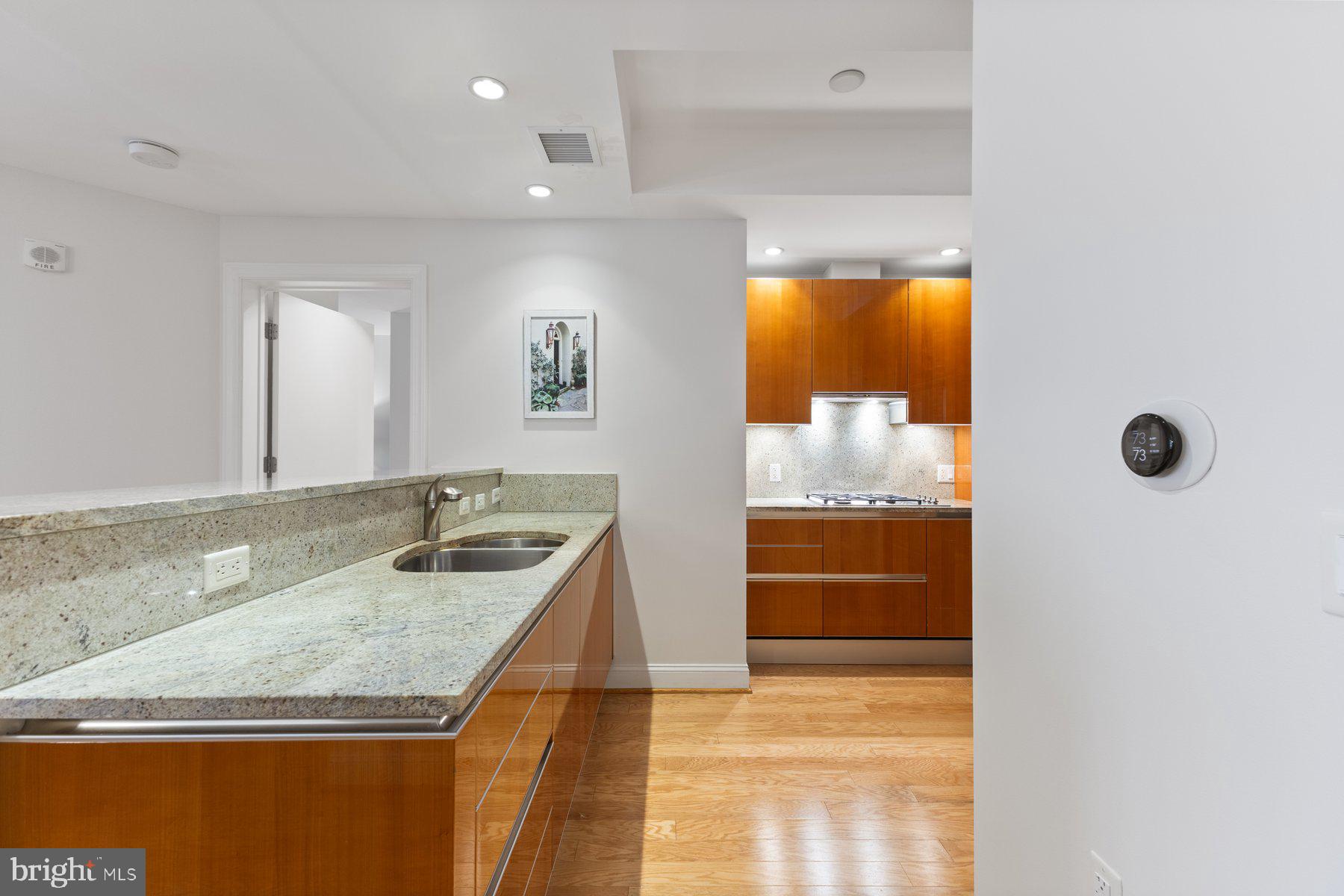 Real estate listing preview #16