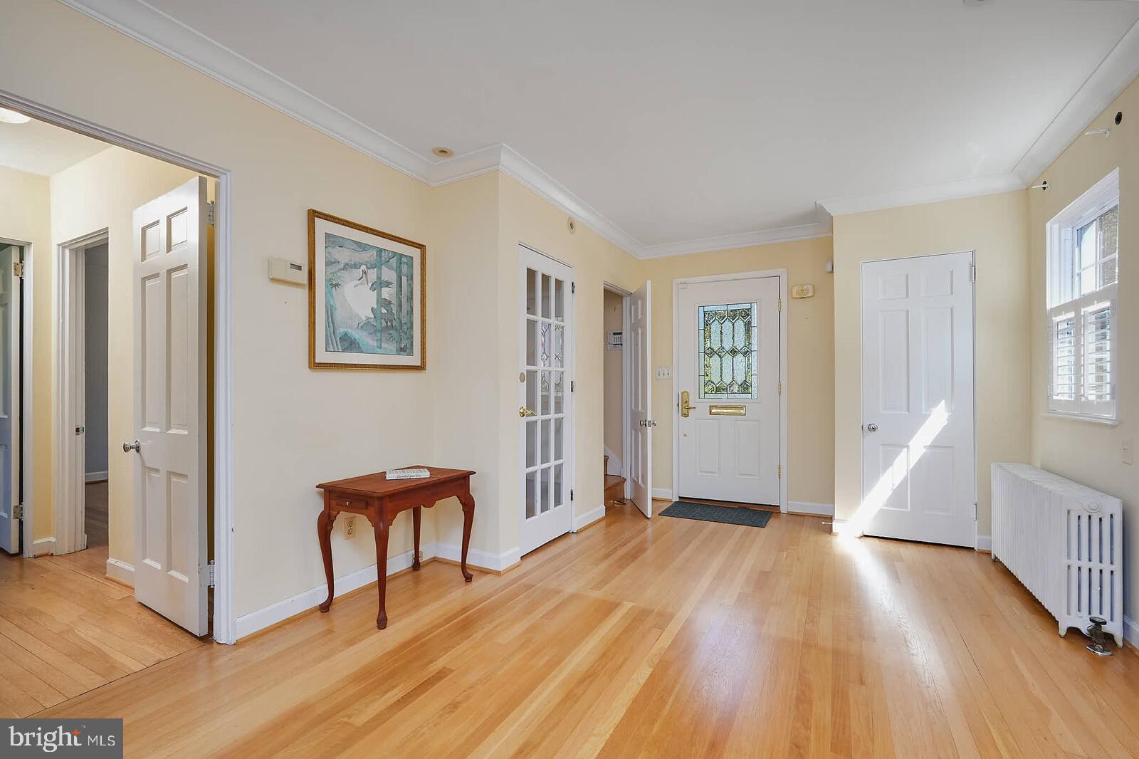 Real estate listing preview #8