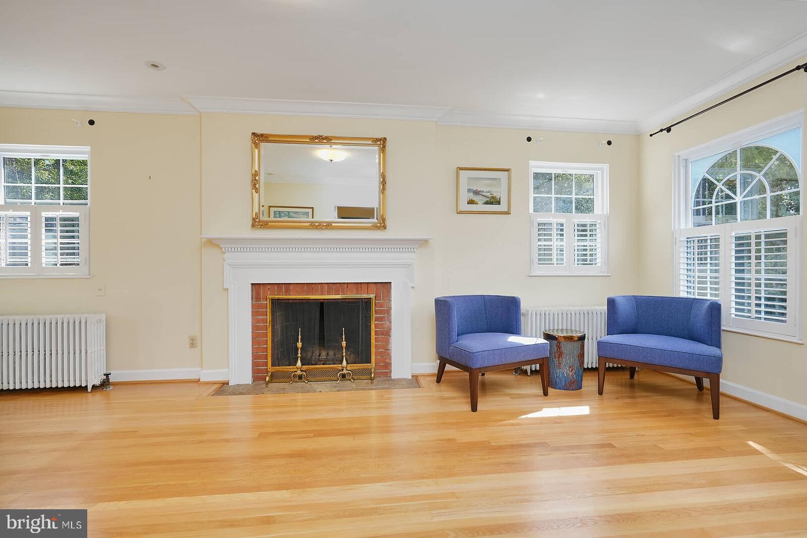 Real estate listing preview #7