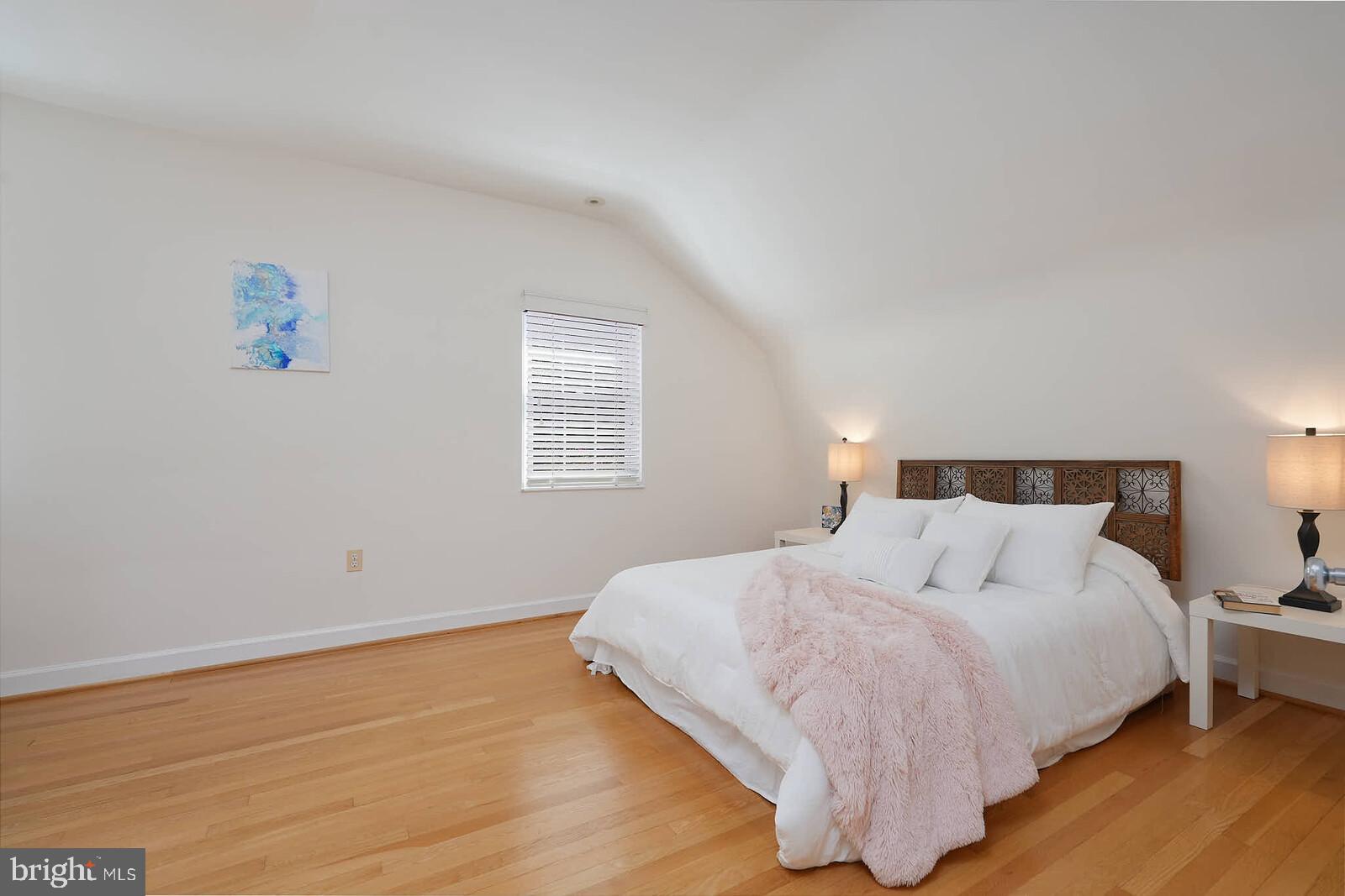 Real estate listing preview #20