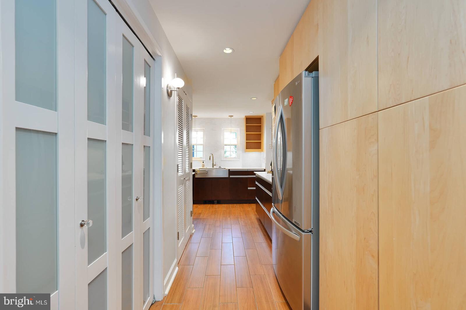 Real estate listing preview #17