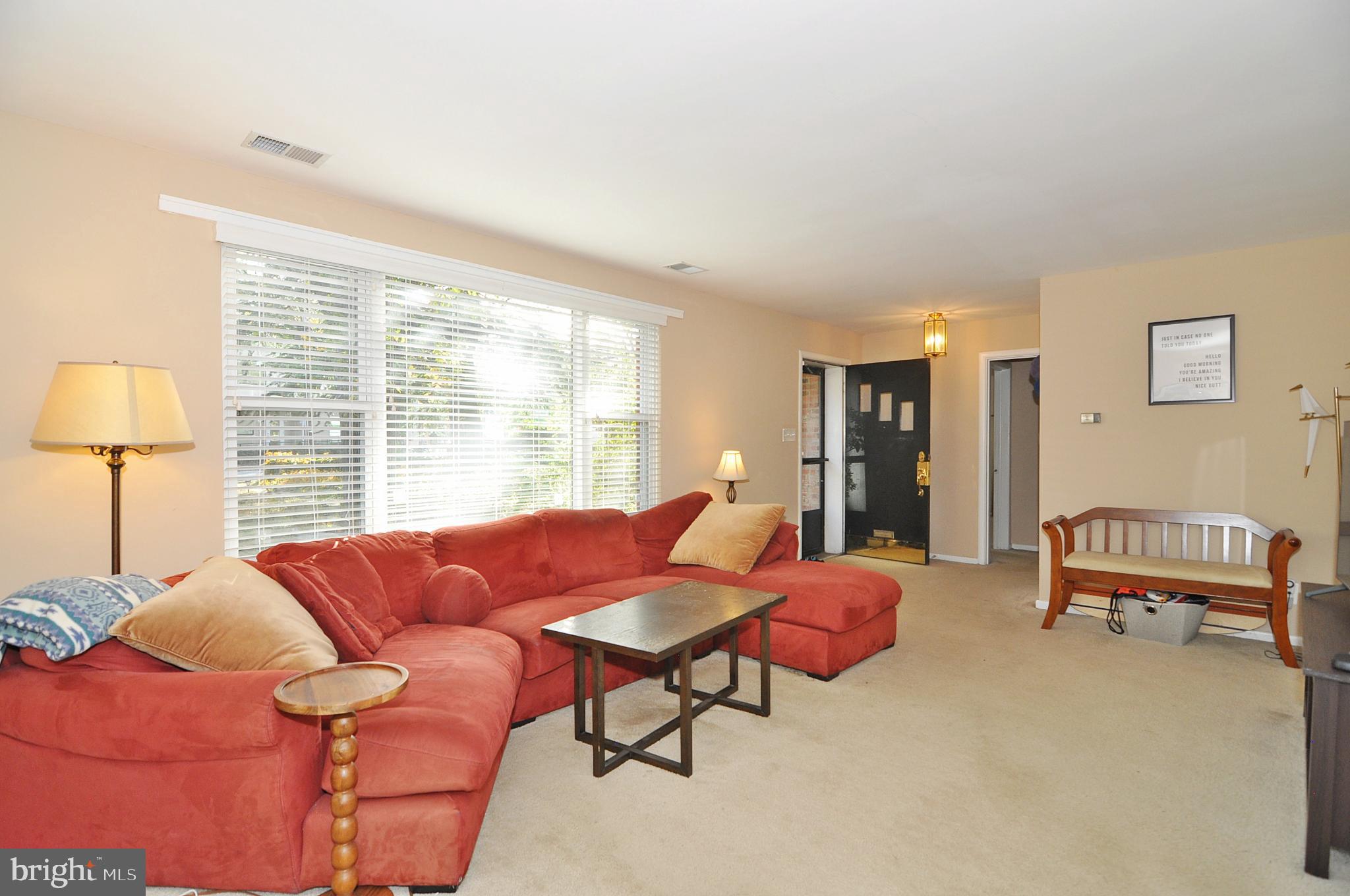 Real estate listing preview #4