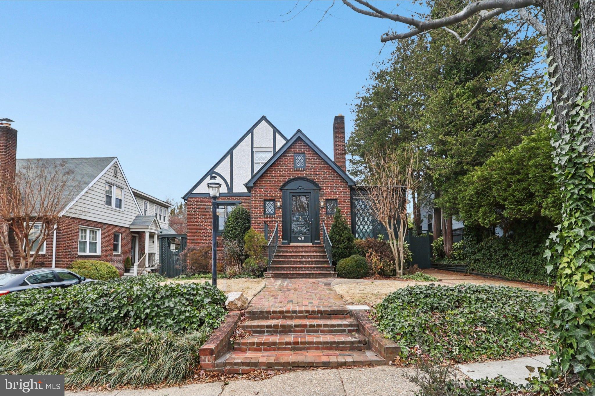 Real estate listing preview #4