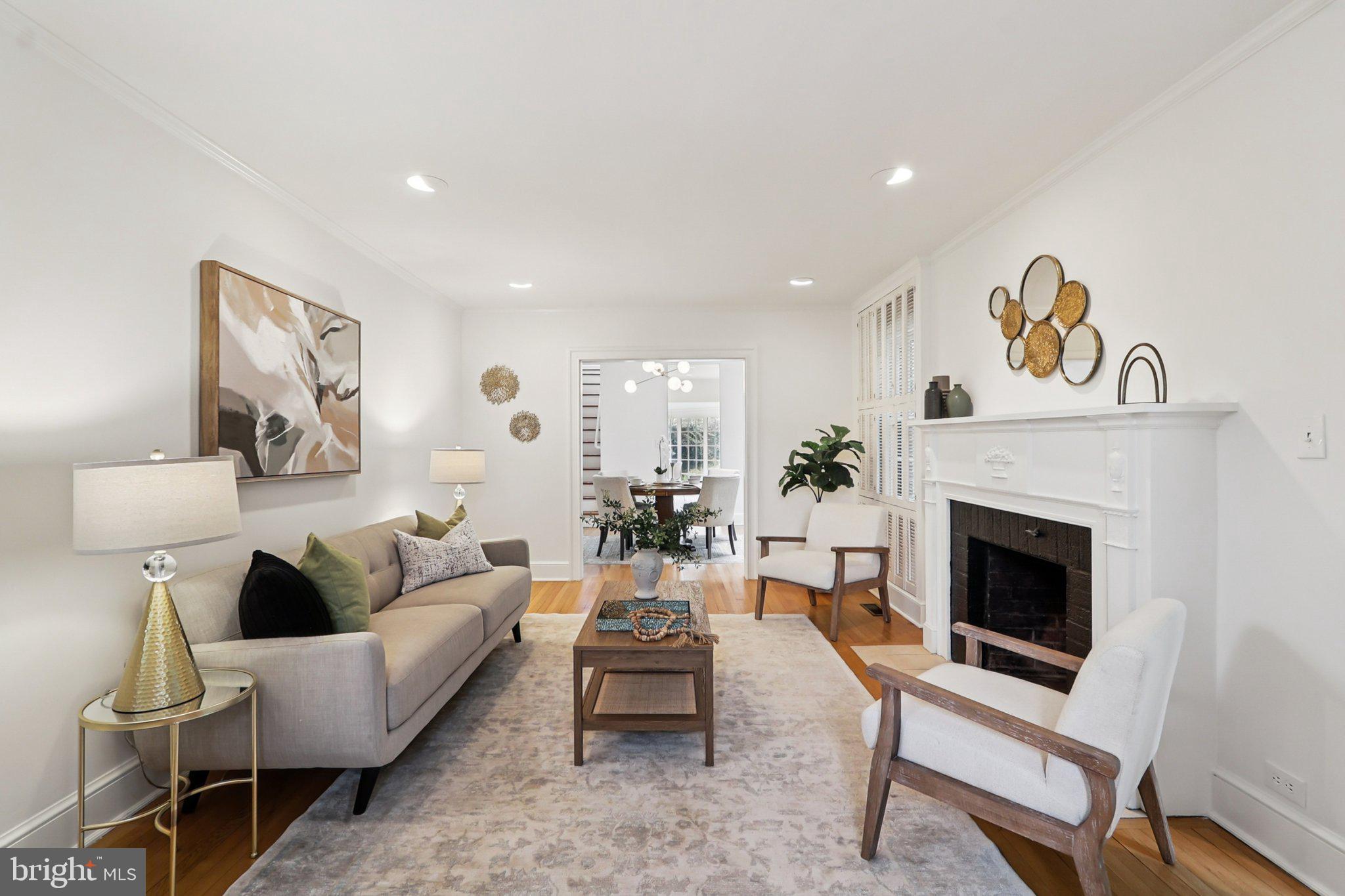 Real estate listing preview #11