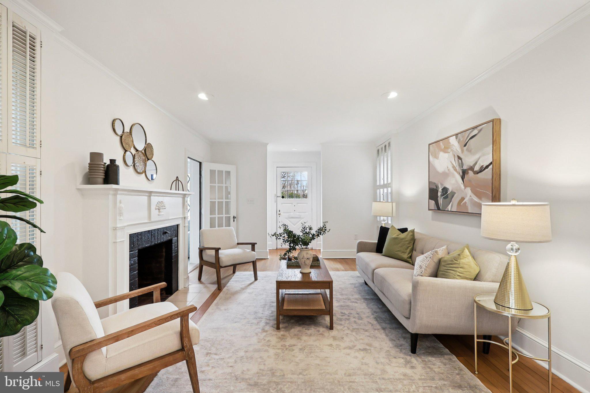 Real estate listing preview #9