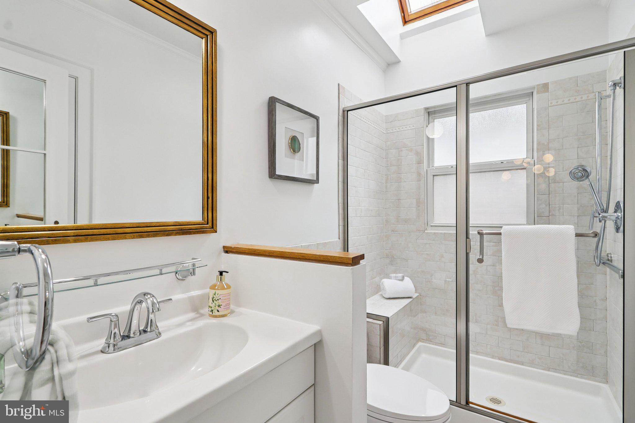 Real estate listing preview #24