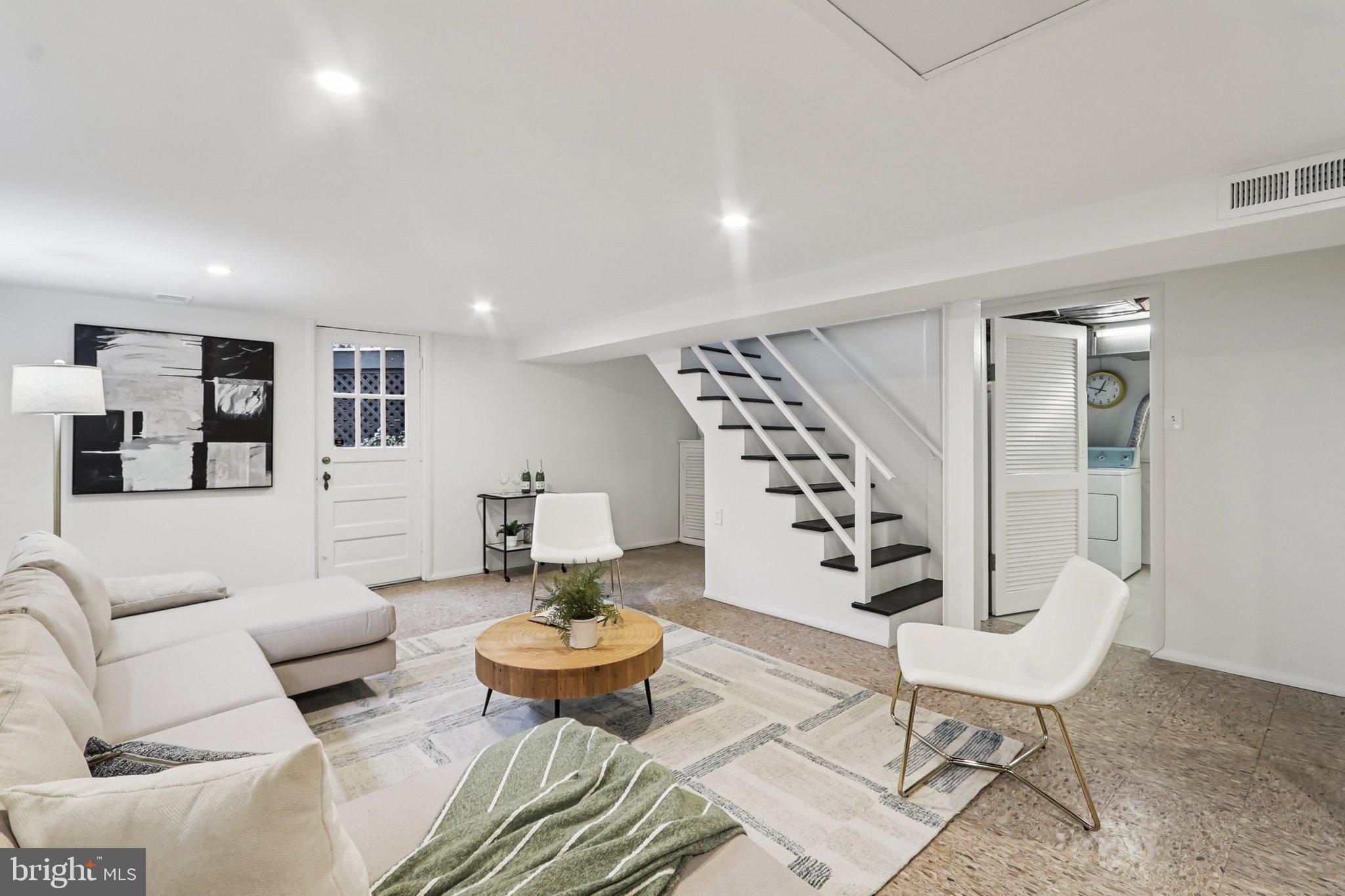 Real estate listing preview #38