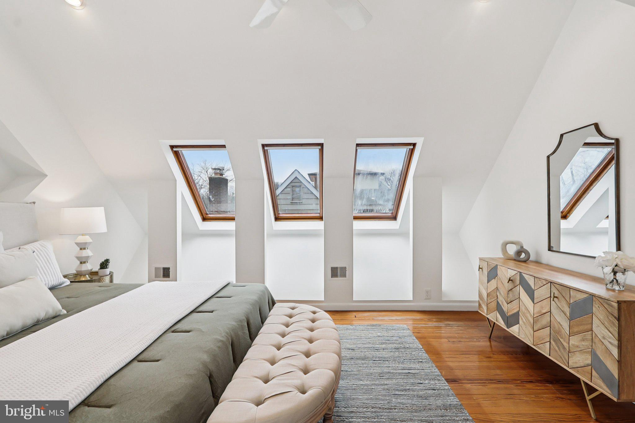 Real estate listing preview #33