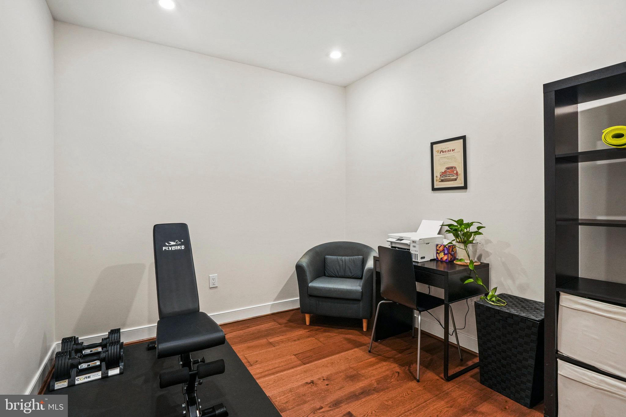 Real estate listing preview #17