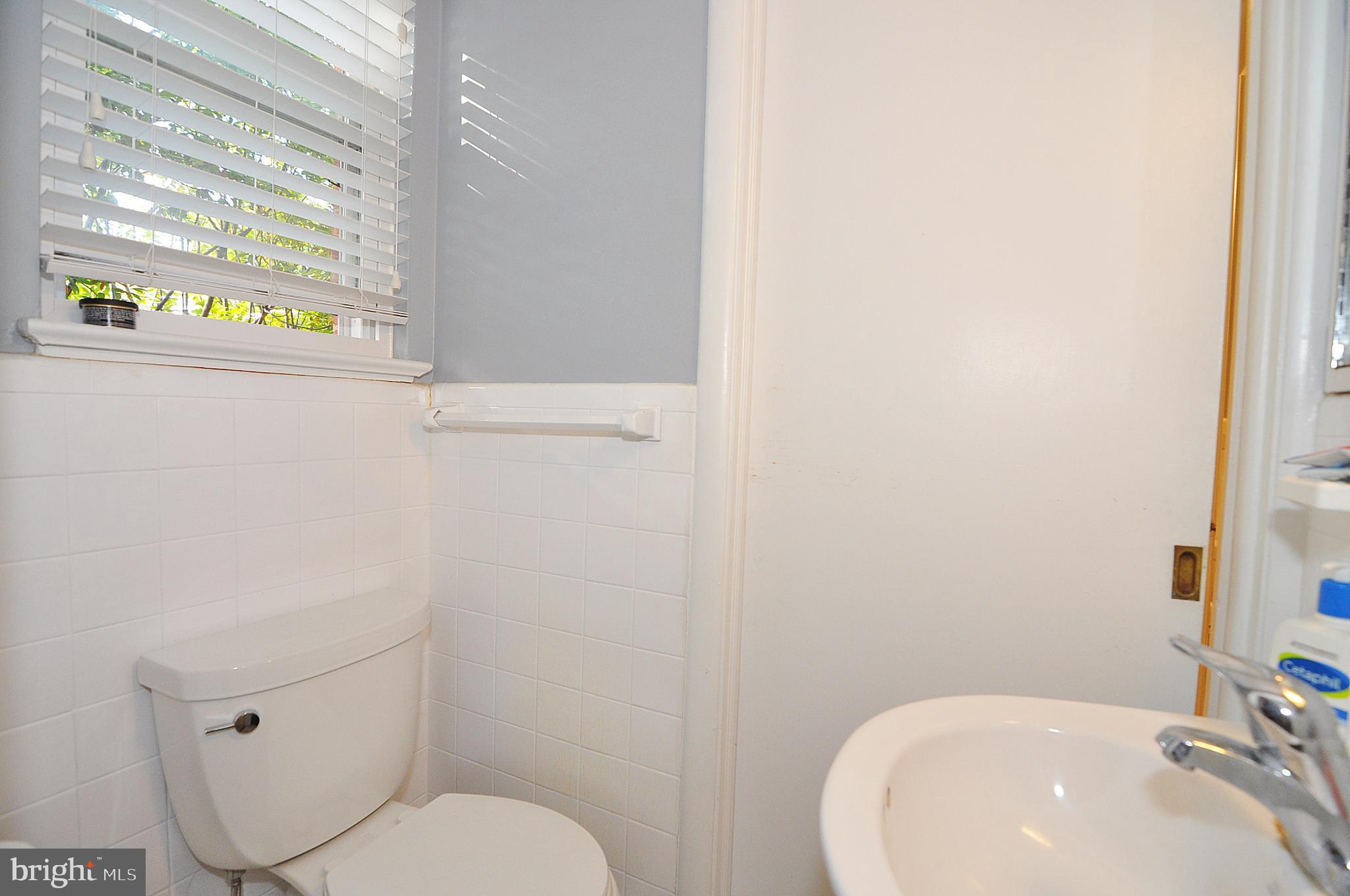 Real estate listing preview #16