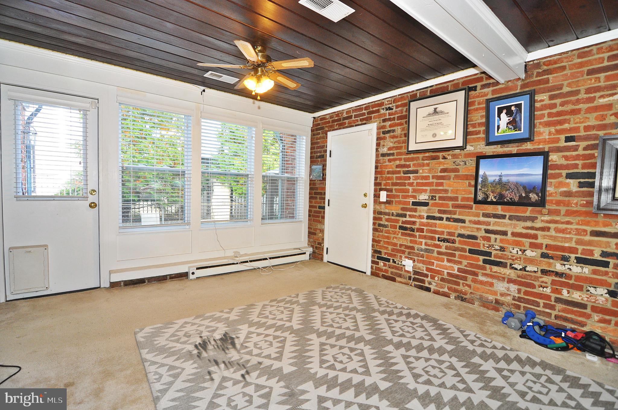 Real estate listing preview #14