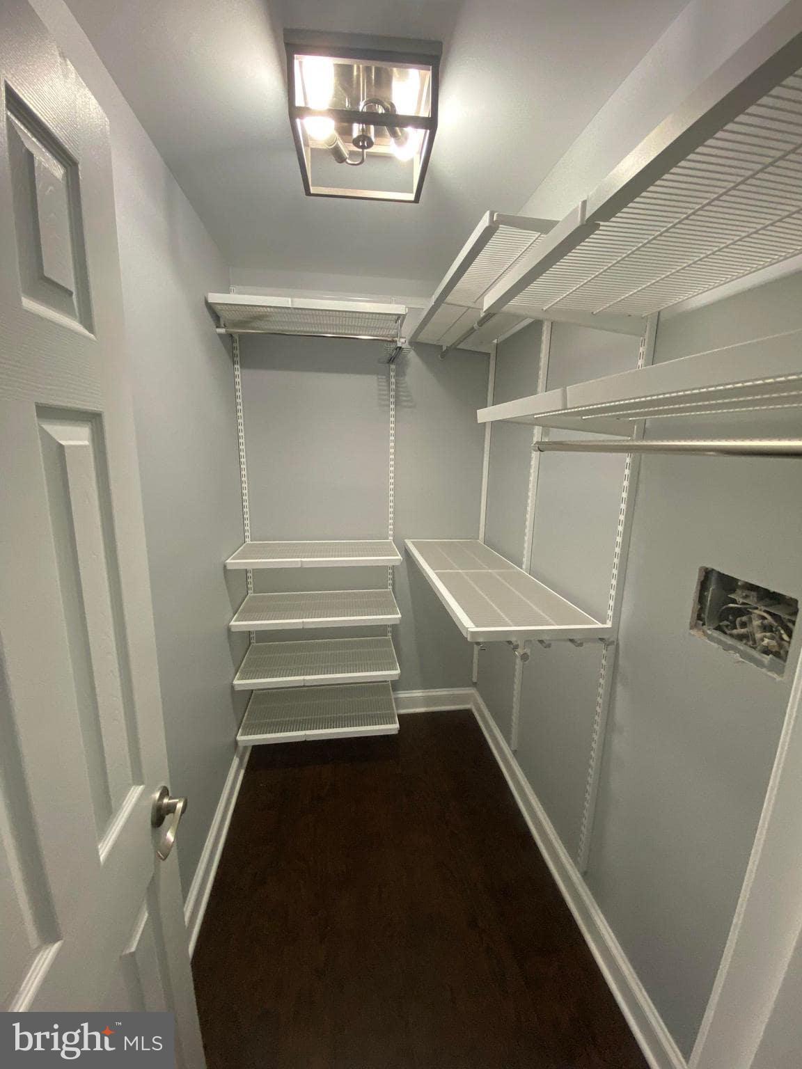 Real estate listing preview #5