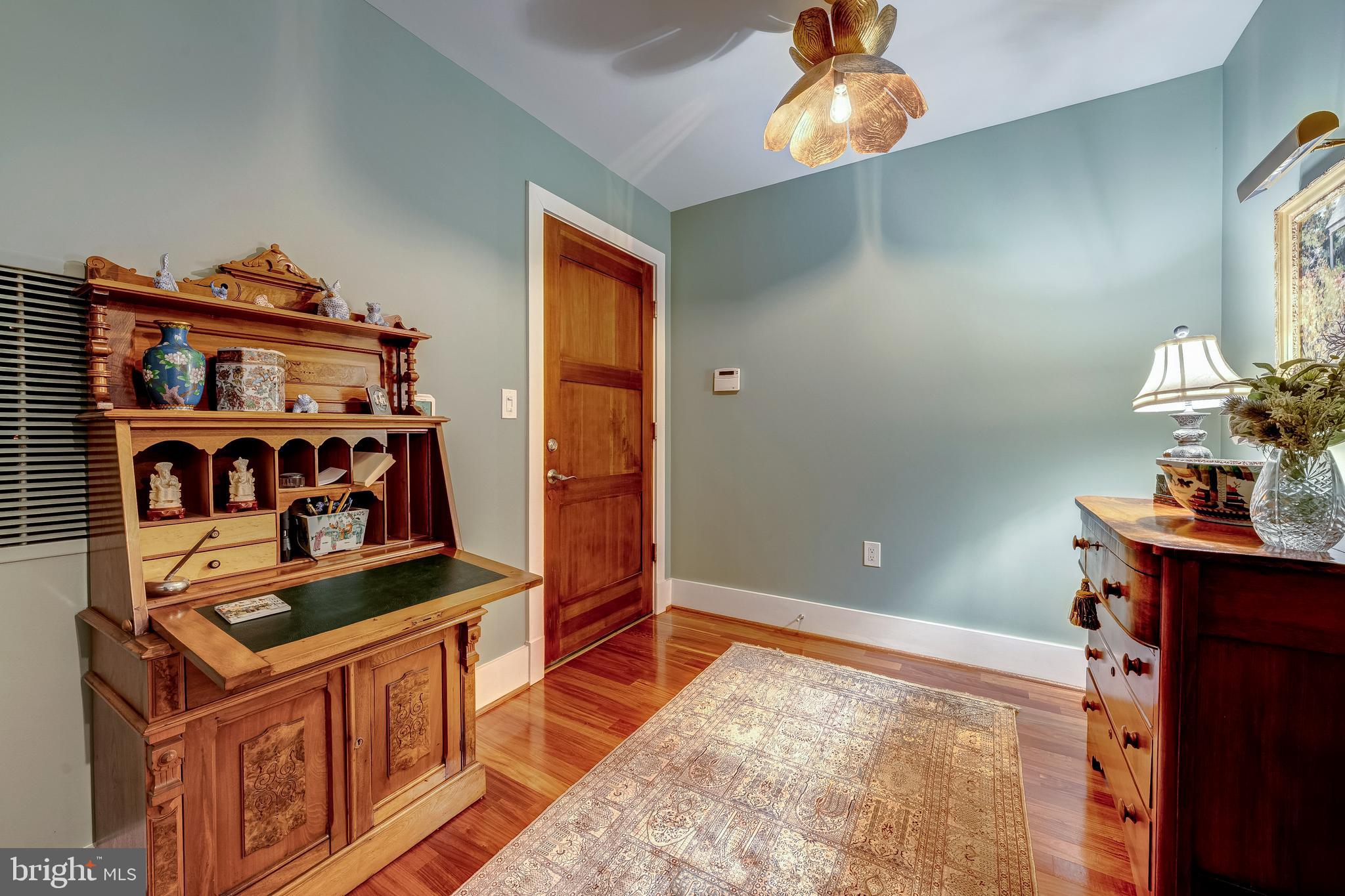 Real estate listing preview #7