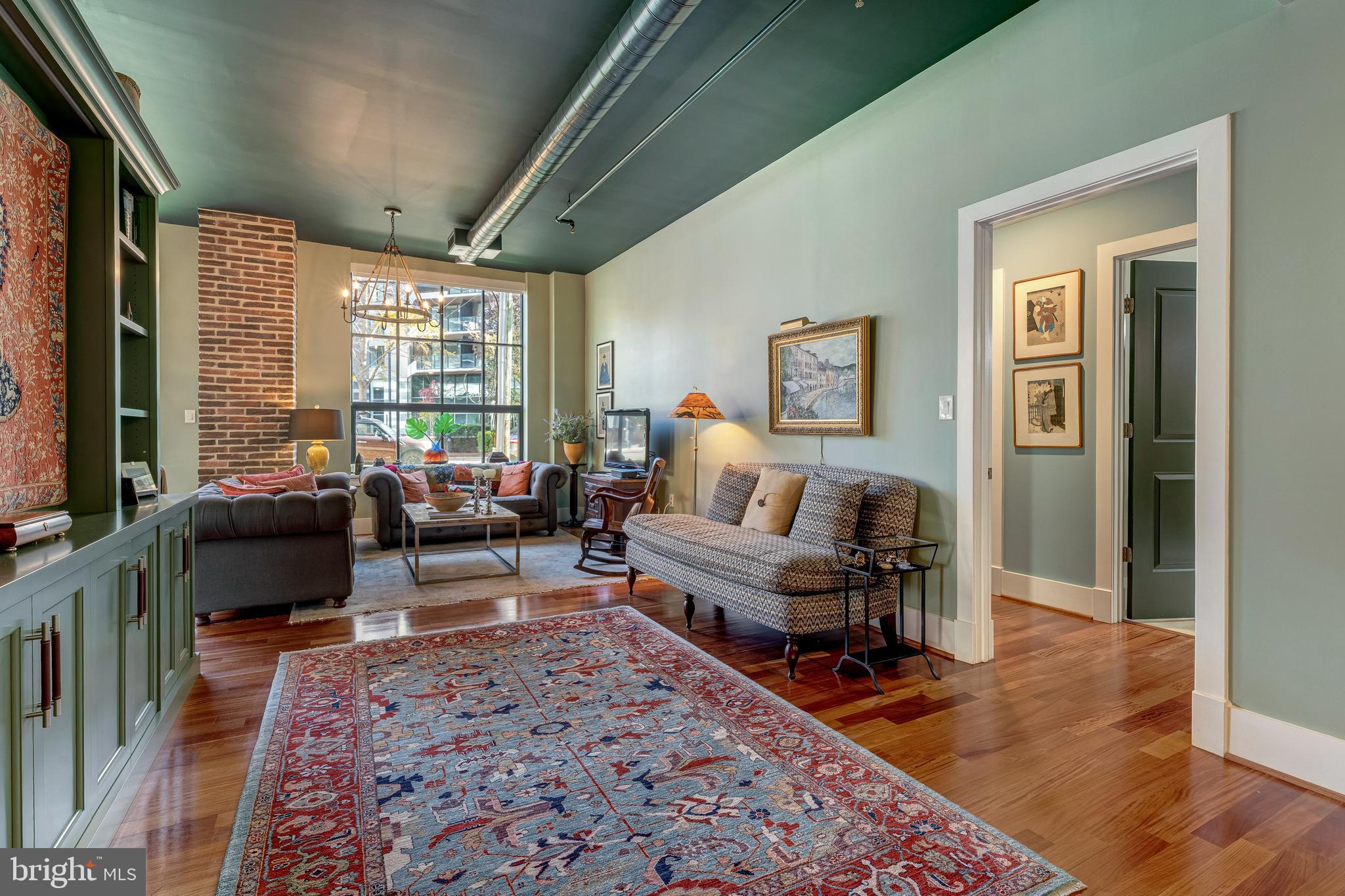 Real estate listing preview #10