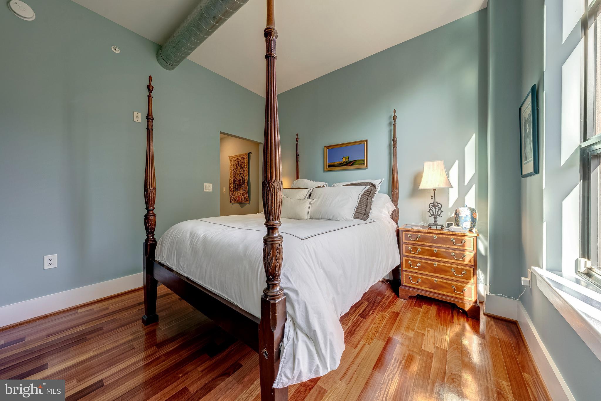 Real estate listing preview #25