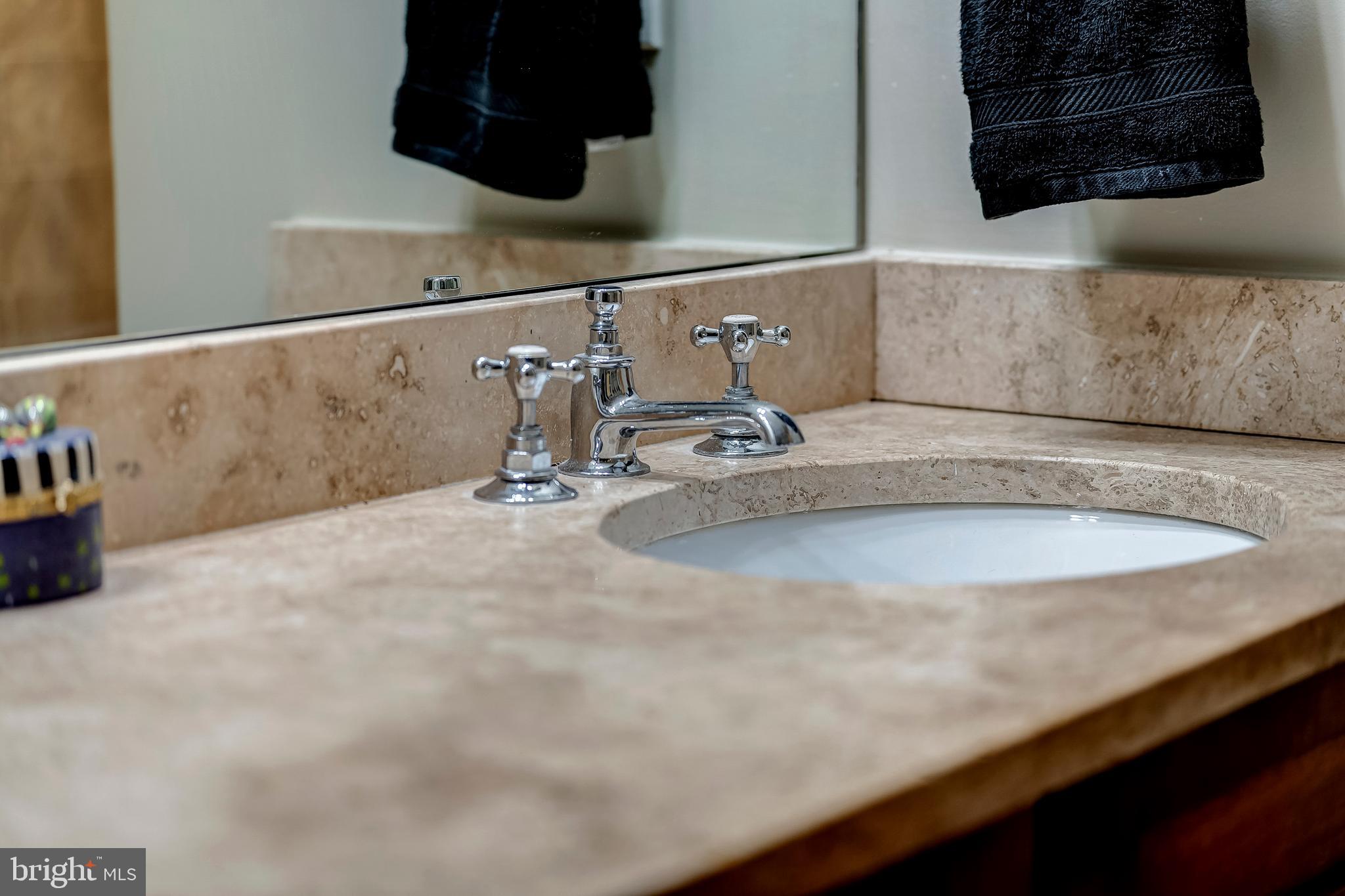 Real estate listing preview #27