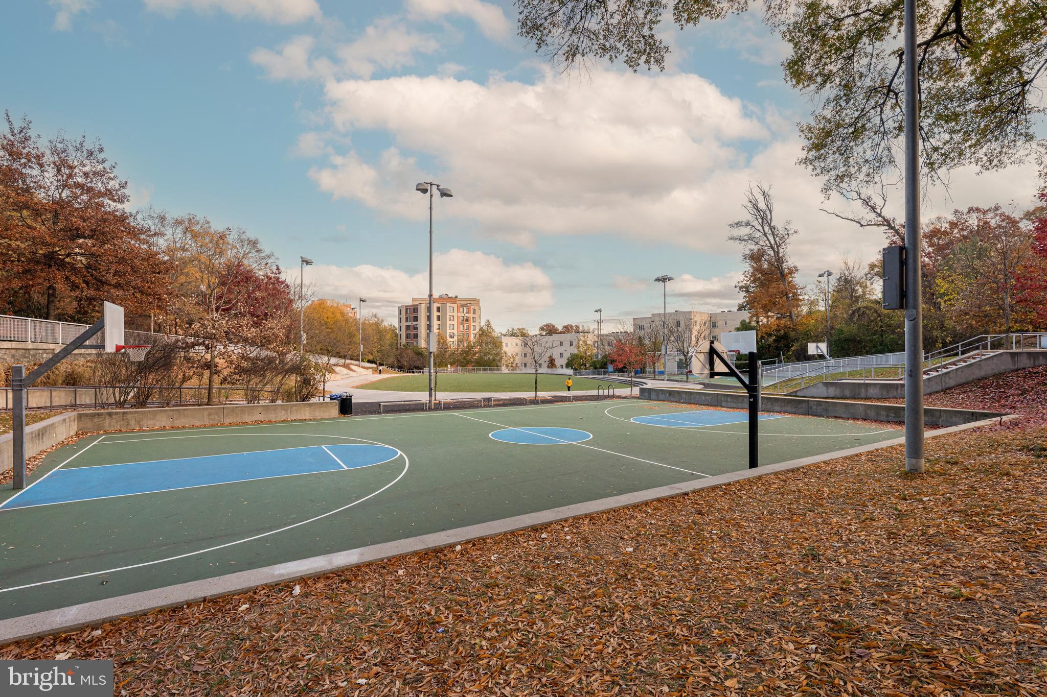 Real estate listing preview #49