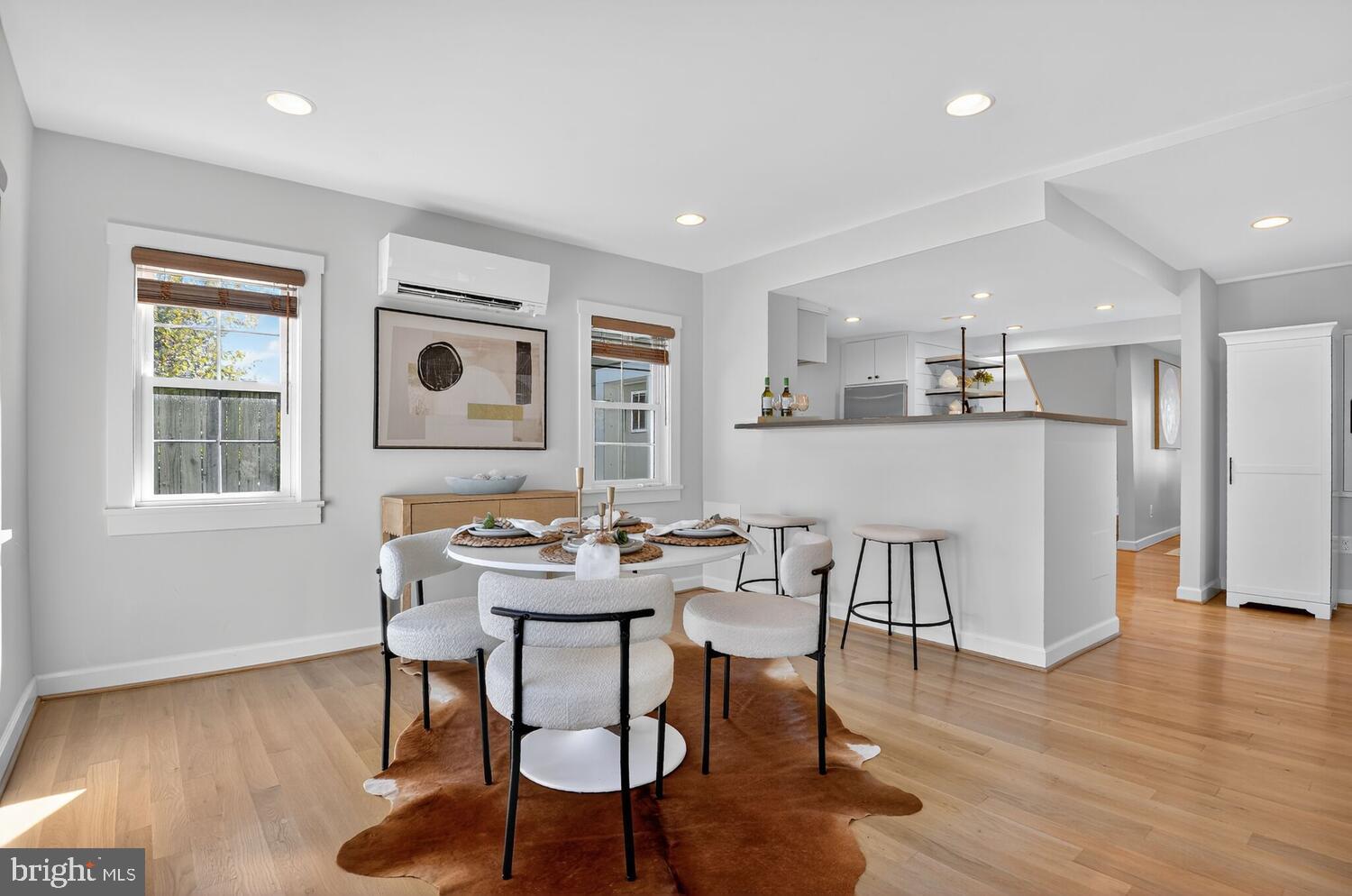 Real estate listing preview #4